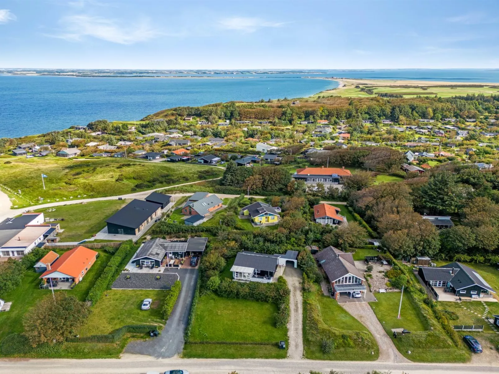 "Brenda" - 300m to the fjord-Buiten