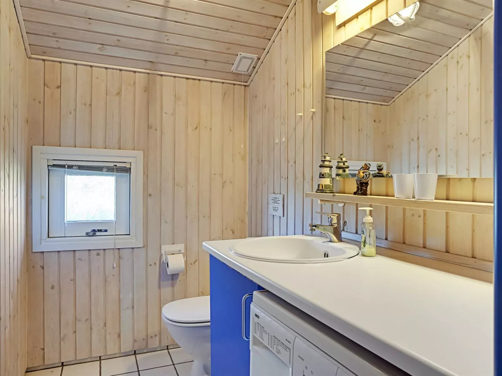 "Matias" - 150m from the sea-Binnen