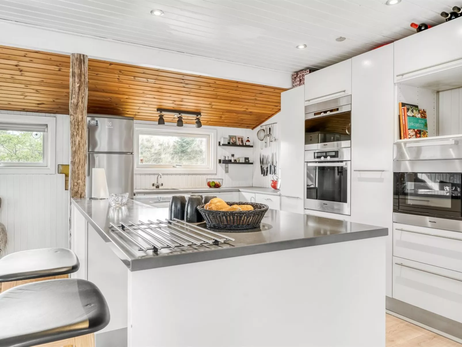 "Druscilla" - 650m from the sea-Binnen