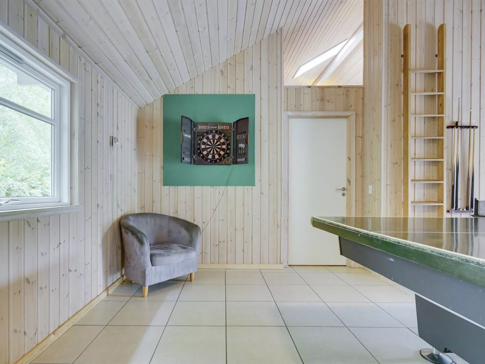 "Lottje" - 300m from the sea-Binnen