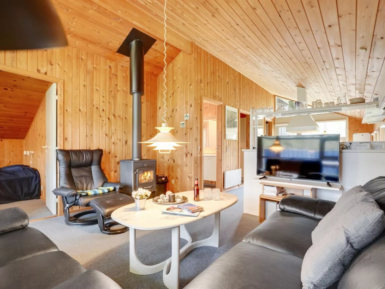 "Alwin" - 2.5km from the sea-Binnen