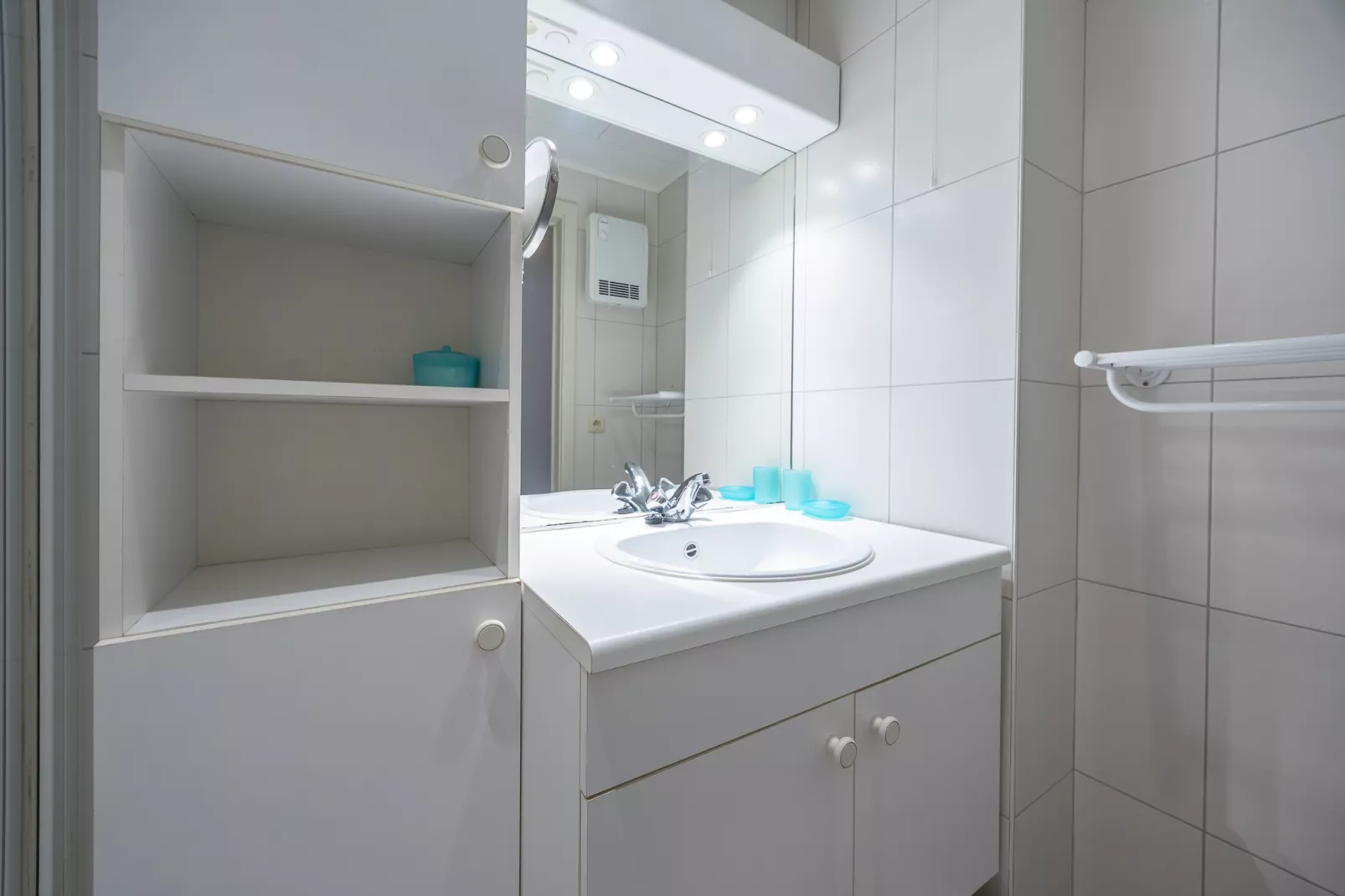 Bella Vista 0401-Badkamer