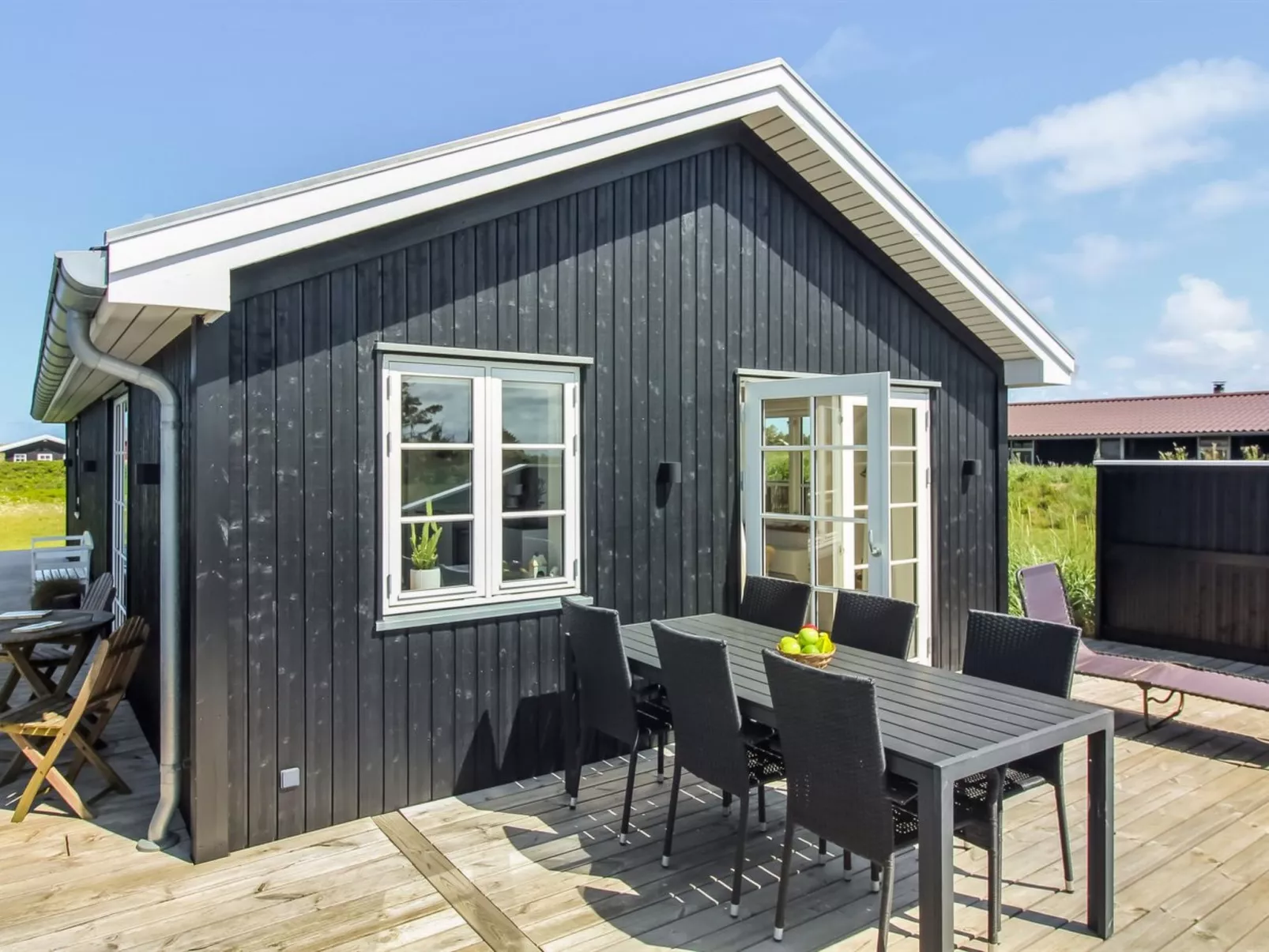 "Sanni" - 225m from the sea-Buiten