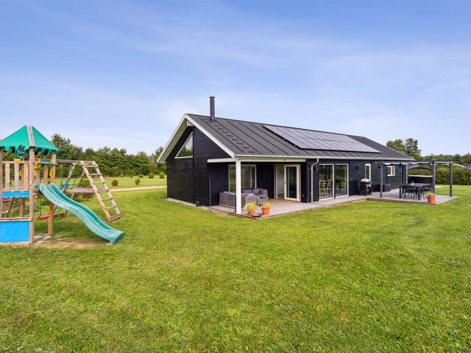 "Amdi" - 700m from the sea-Buiten