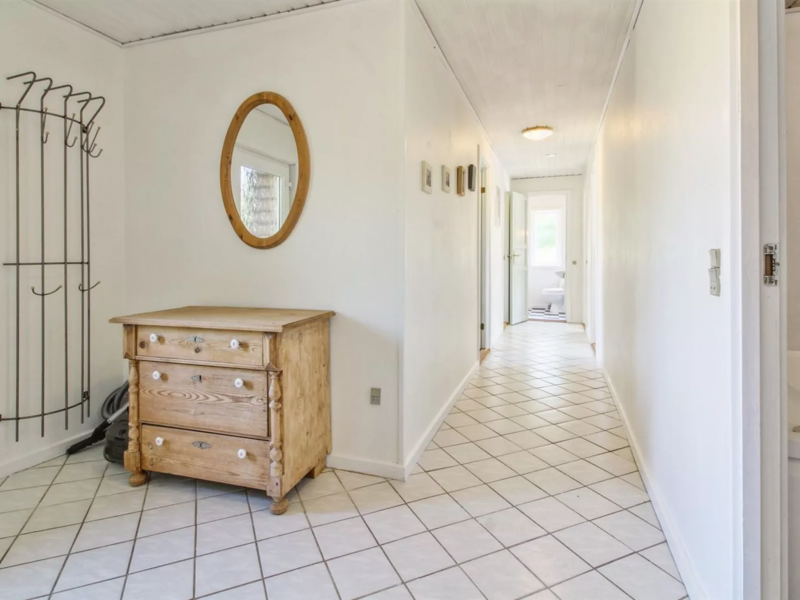 "Aku" - 24km from the sea-Binnen