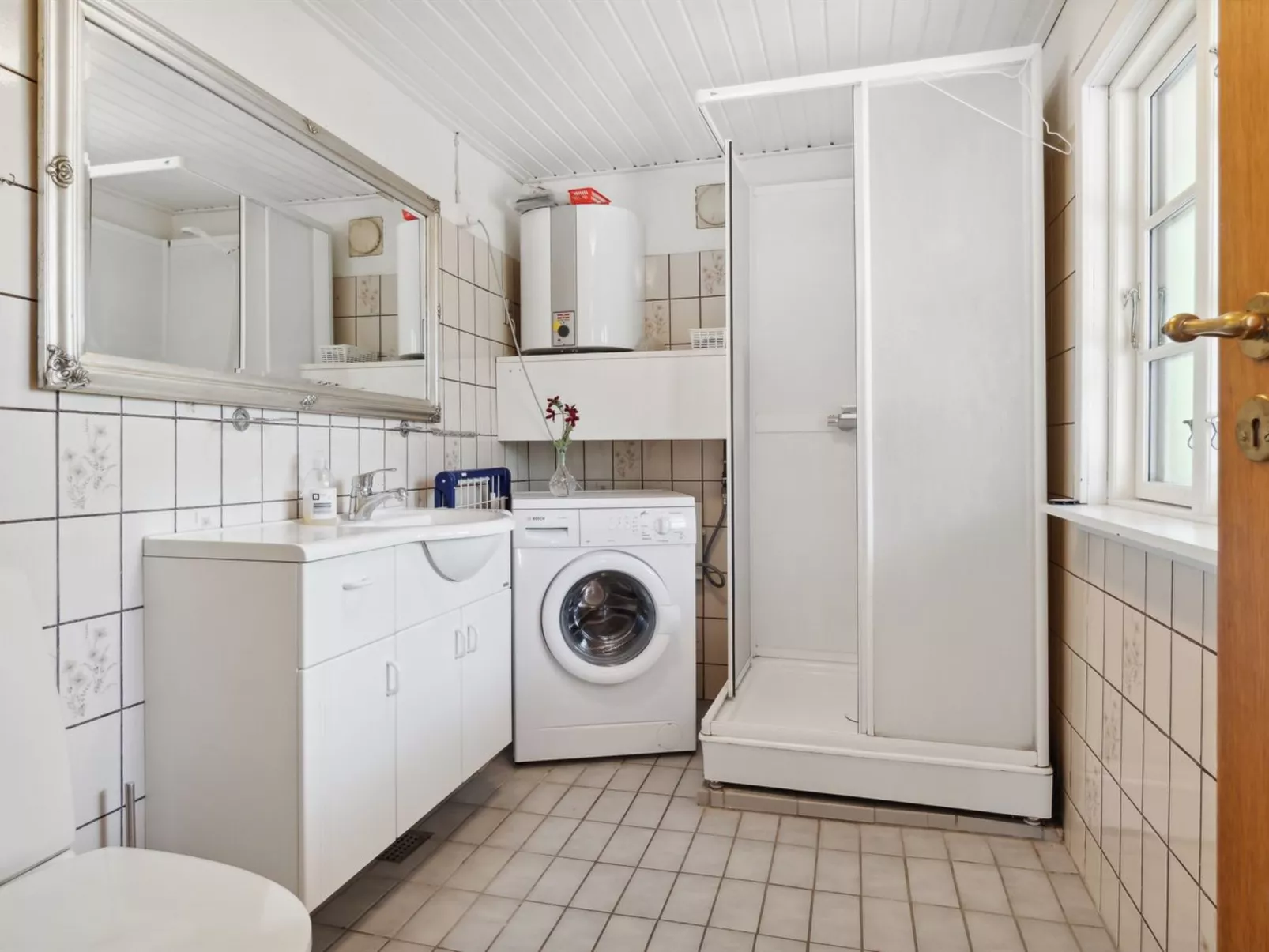 "Ilmari" - 150m from the sea-Binnen