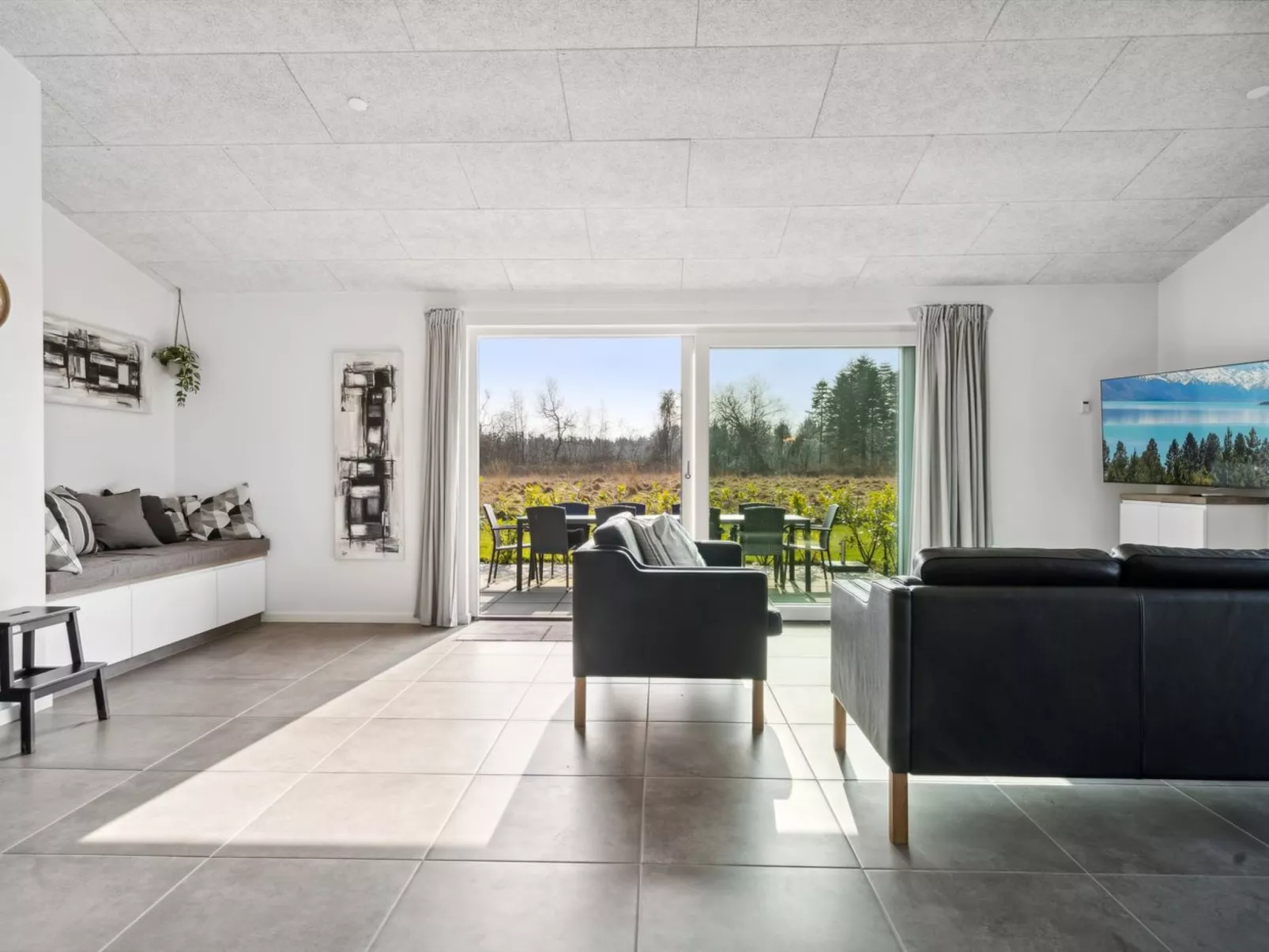 "Asel" - 350m from the sea-Binnen