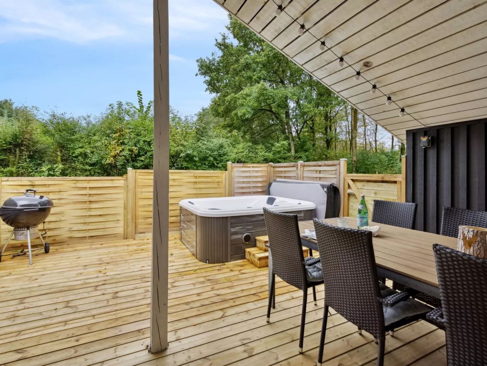 "Brynhild" - 30km from the sea-Buiten