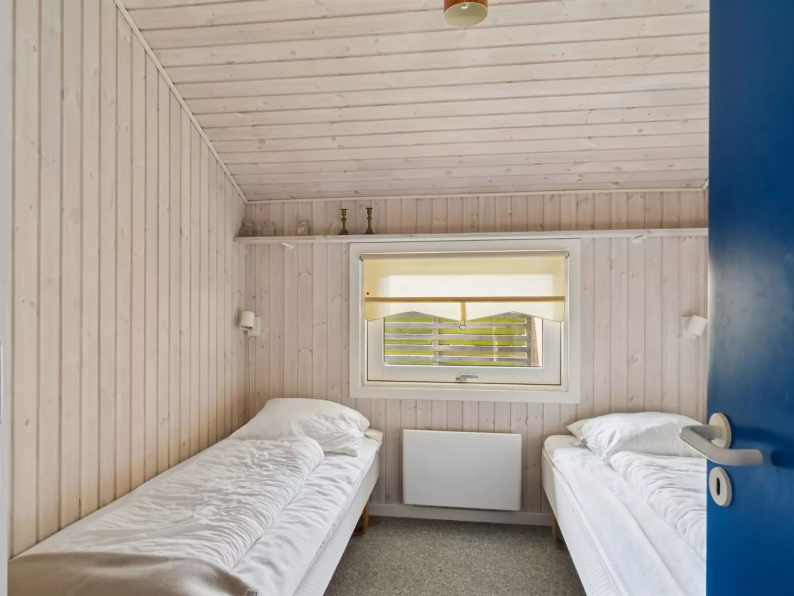 "Thrym" - 200m from the sea-Binnen