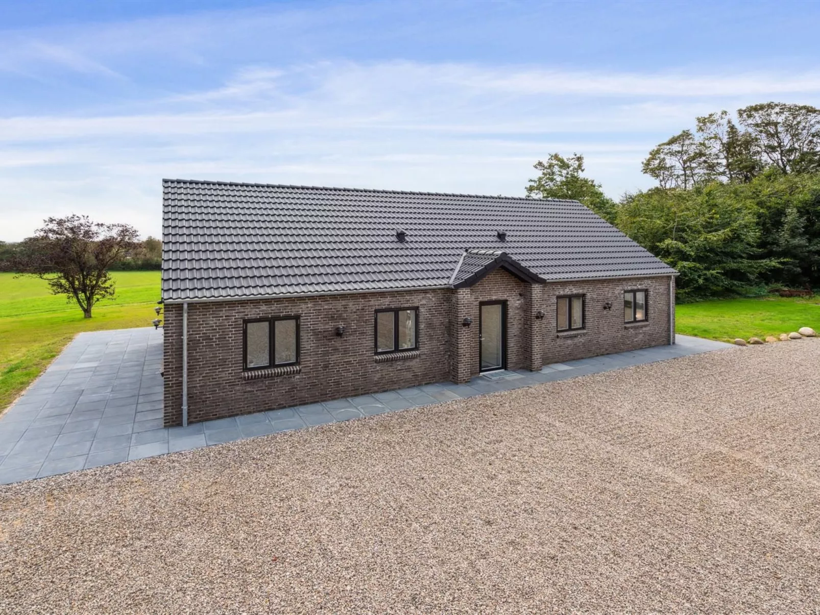 "Landuin" - 30km from the sea-Buiten