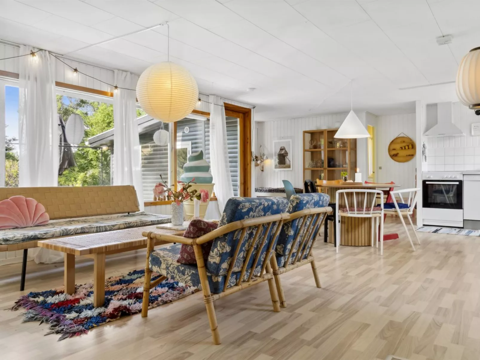 "Fintan" - 1km from the sea-Binnen