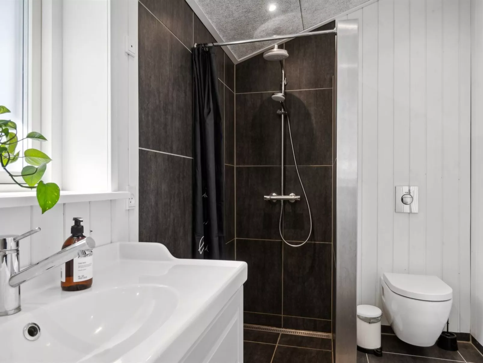 "Nora" - 100m from the sea-Binnen