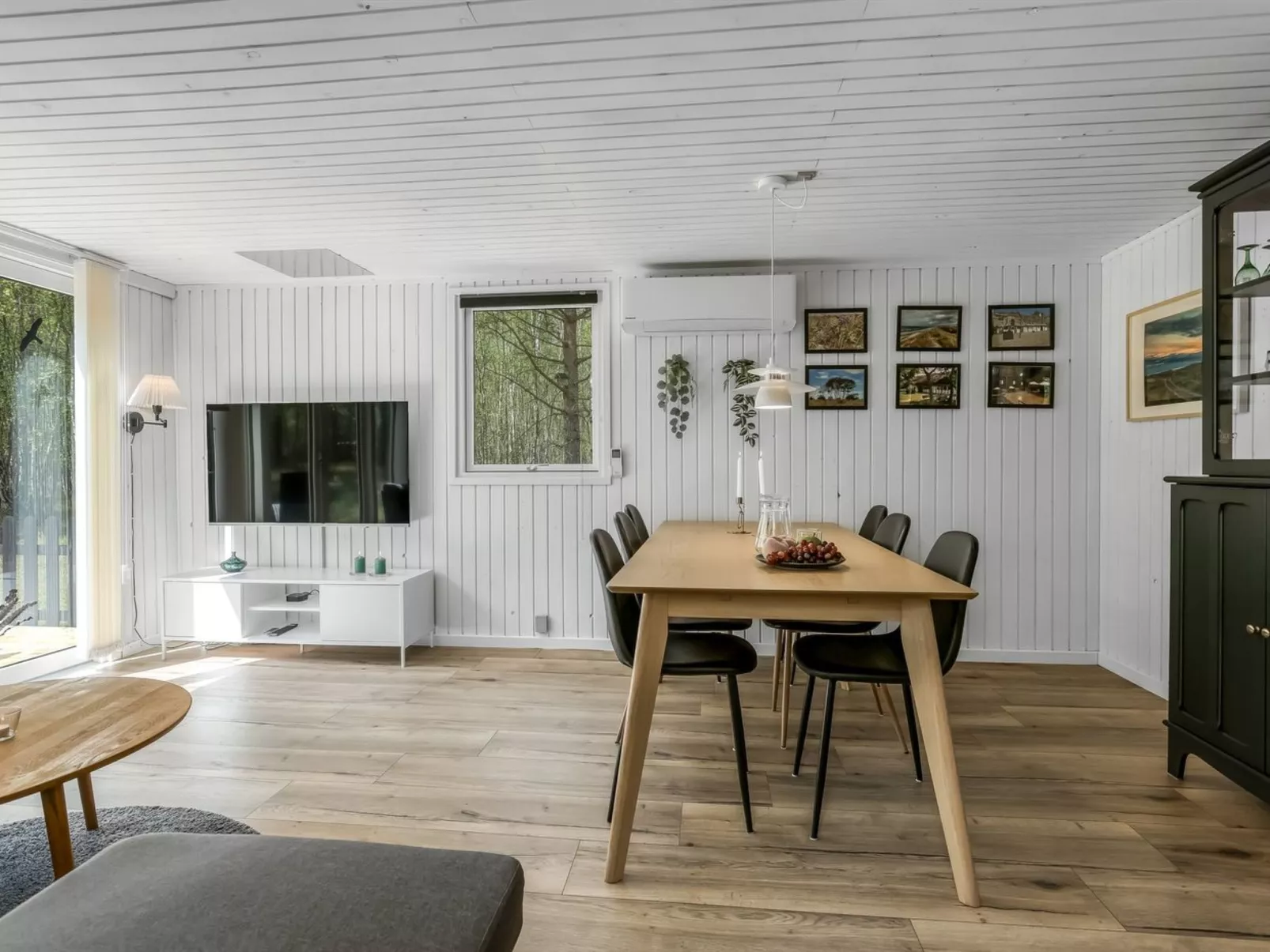 "Tellervo" - 1.5km from the sea-Binnen