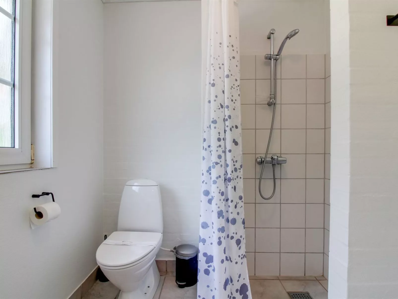 "Joona" - 12km from the sea-Binnen