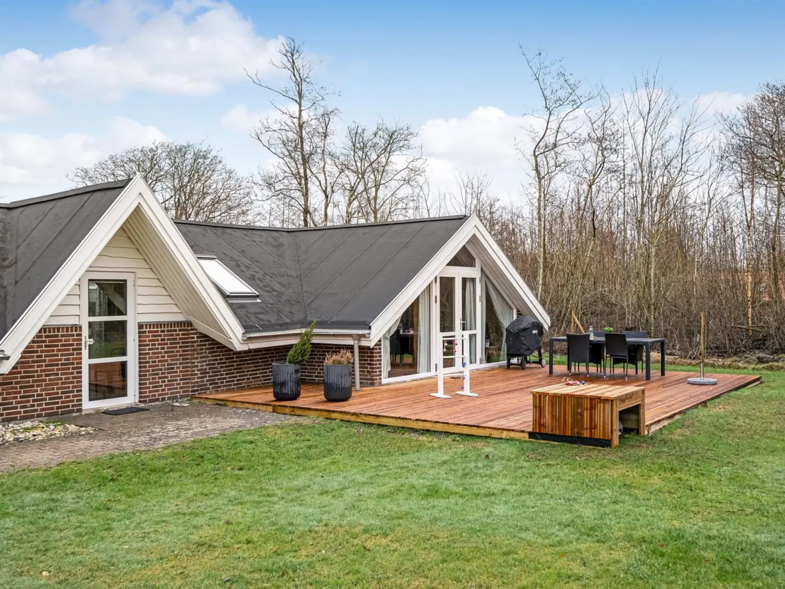 "Anu" - 300m to the fjord-Buiten