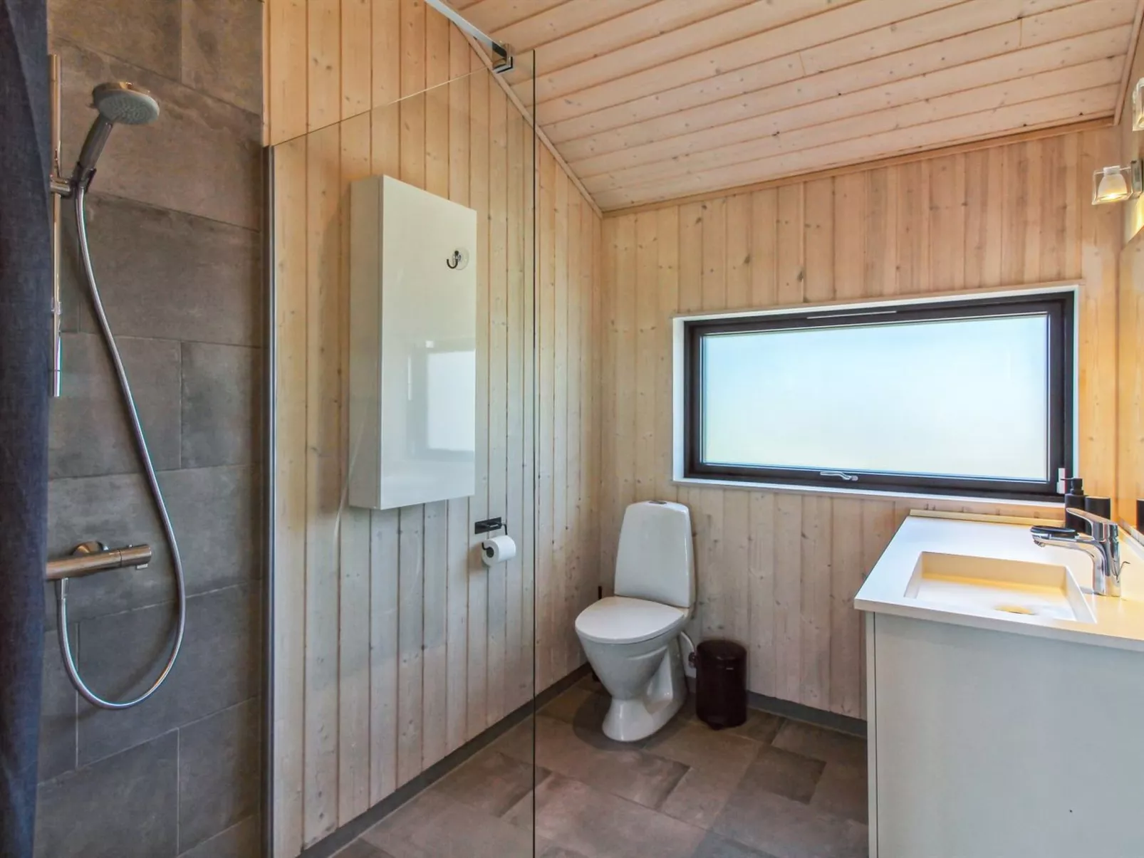 "Ascan" - 600m from the sea-Binnen