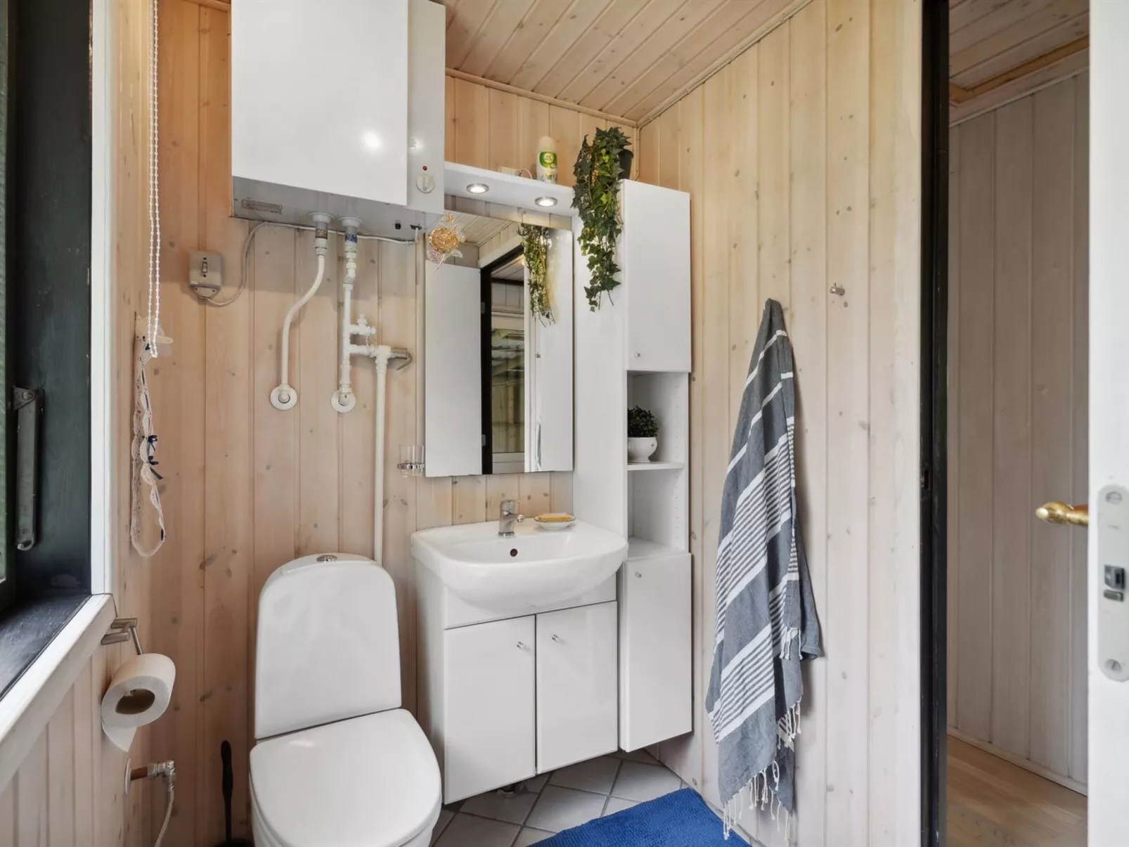 "Erlar" - 30km from the sea-Binnen