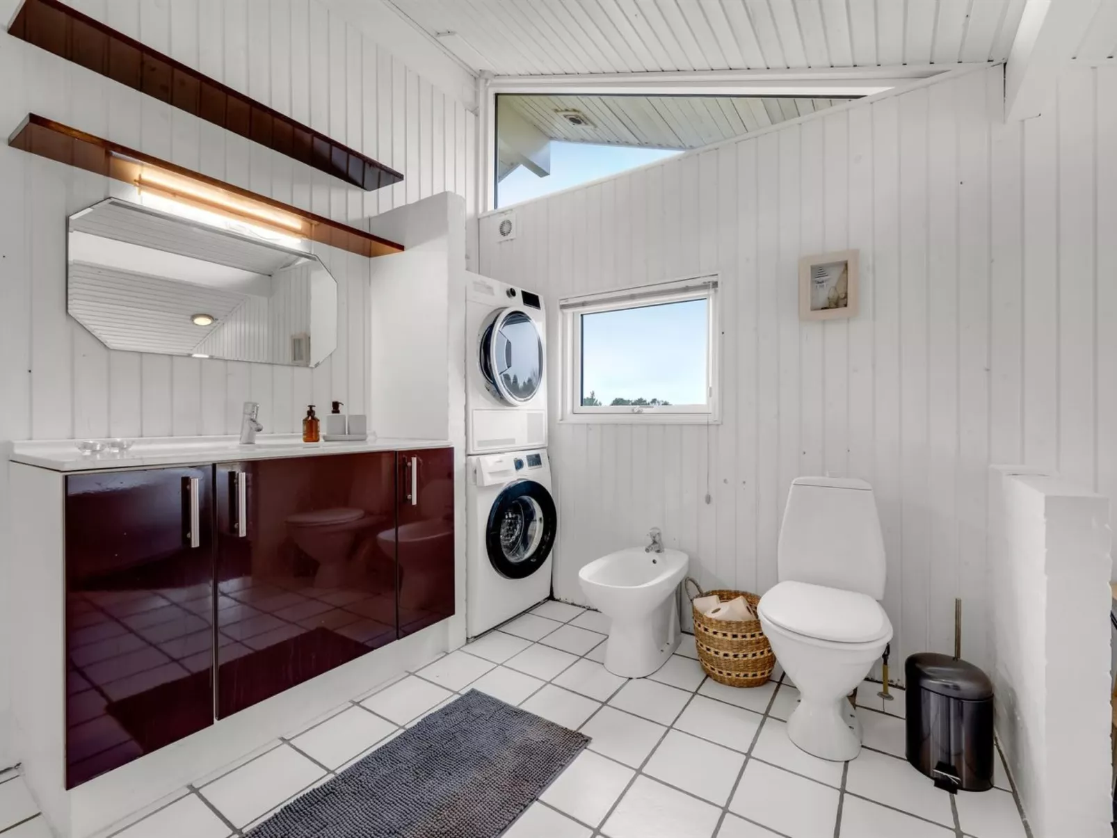 "Josef" - 950m from the sea-Binnen