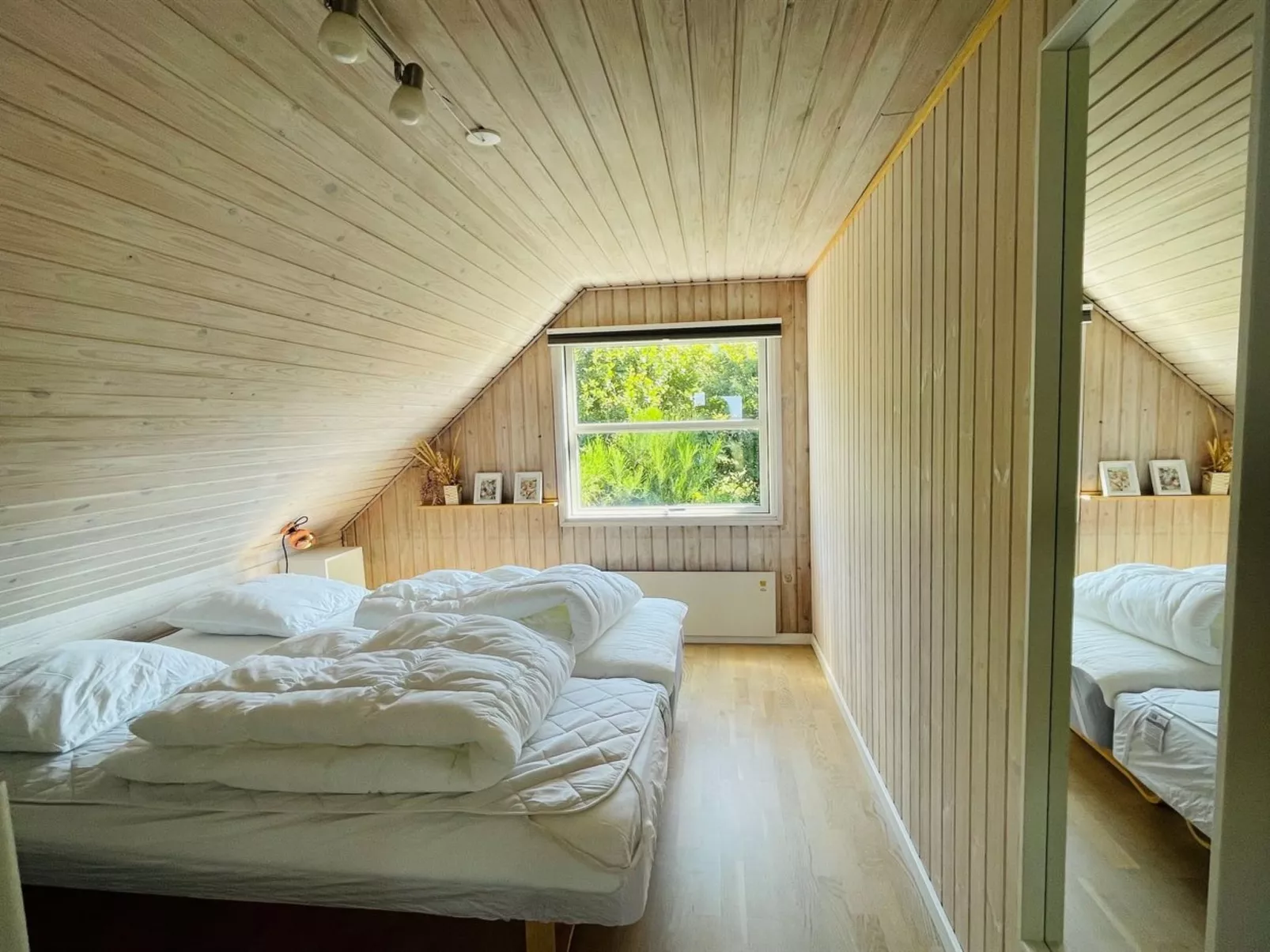 "Asta" - 1km from the sea-Binnen