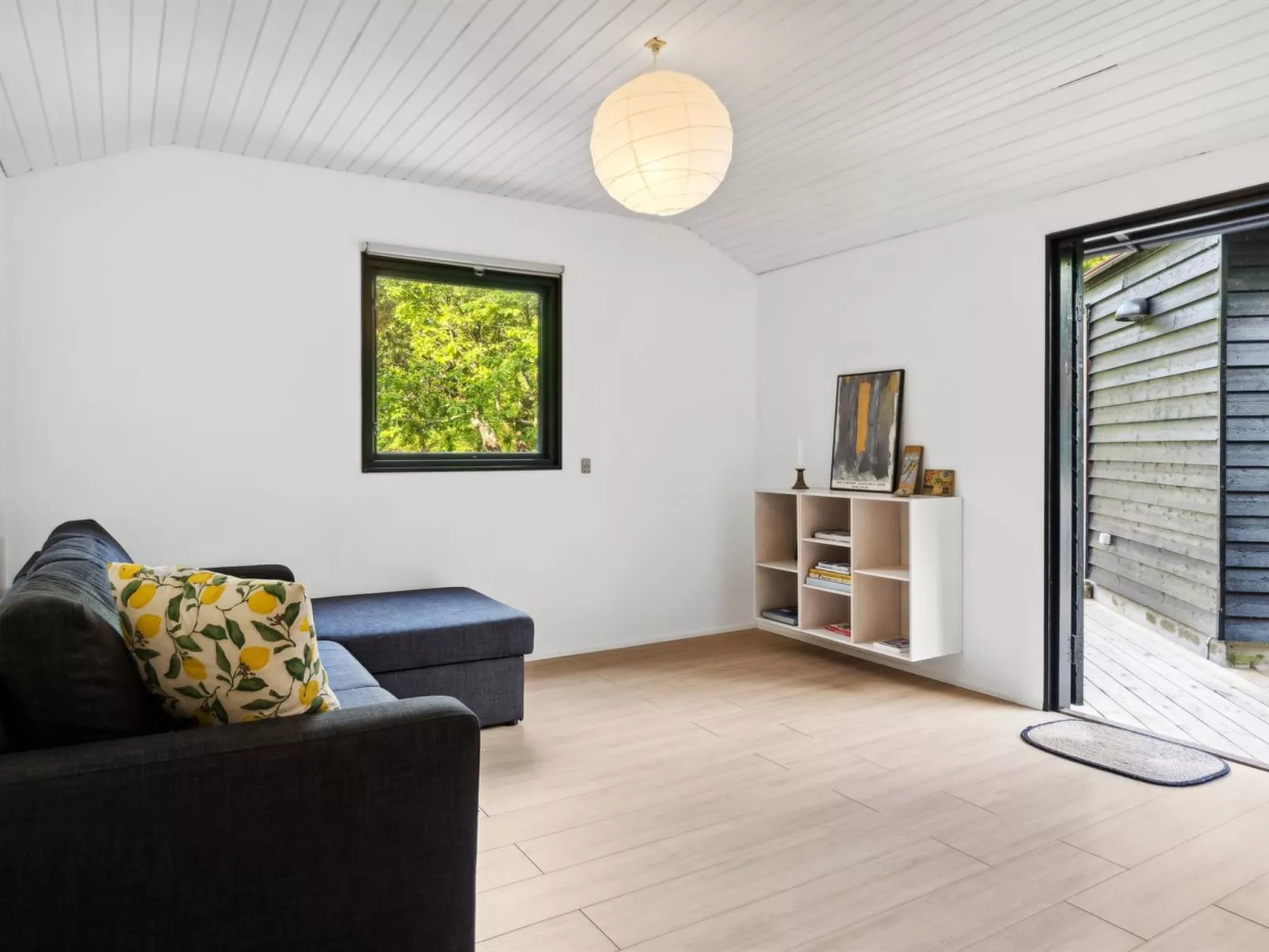 "Benni" - 120m to the fjord-Binnen