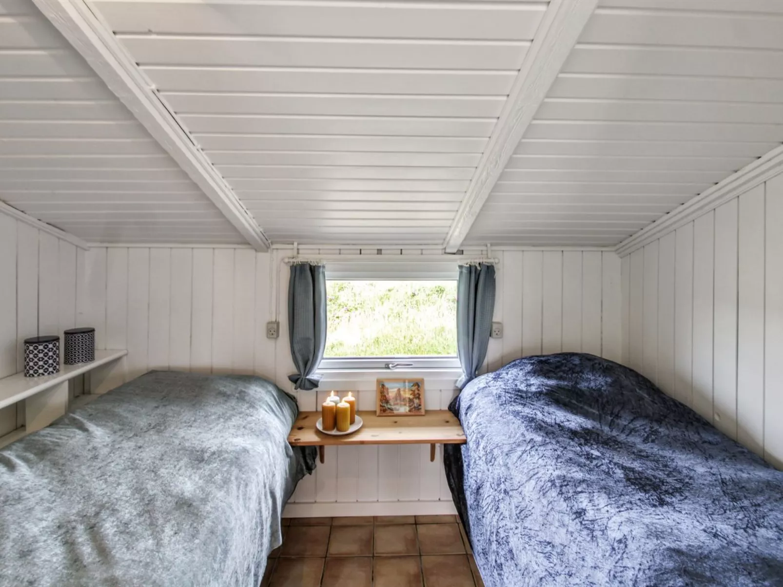 "Inka" - 100m from the sea-Binnen