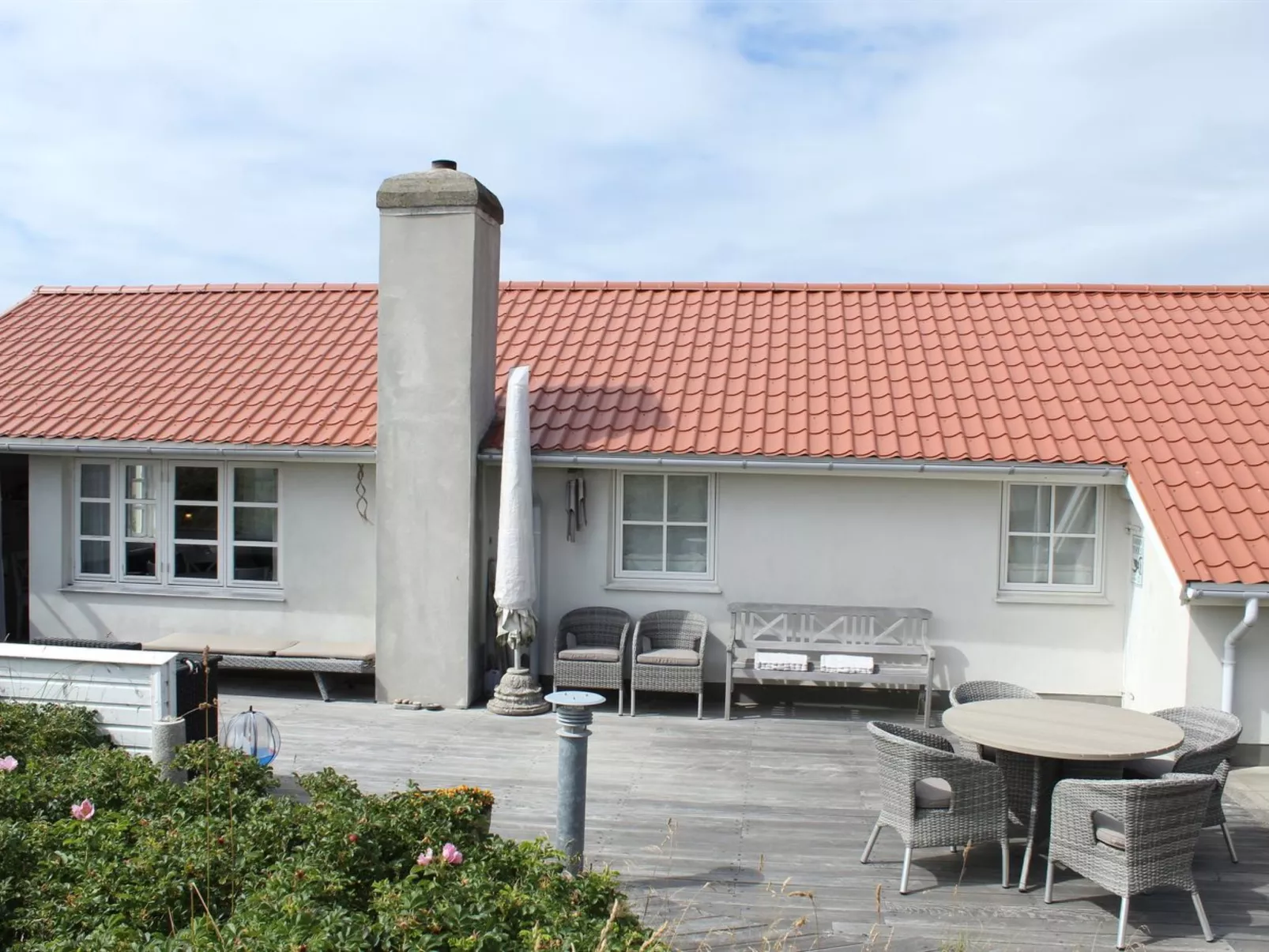 "Heilo" -  from the sea-Buiten