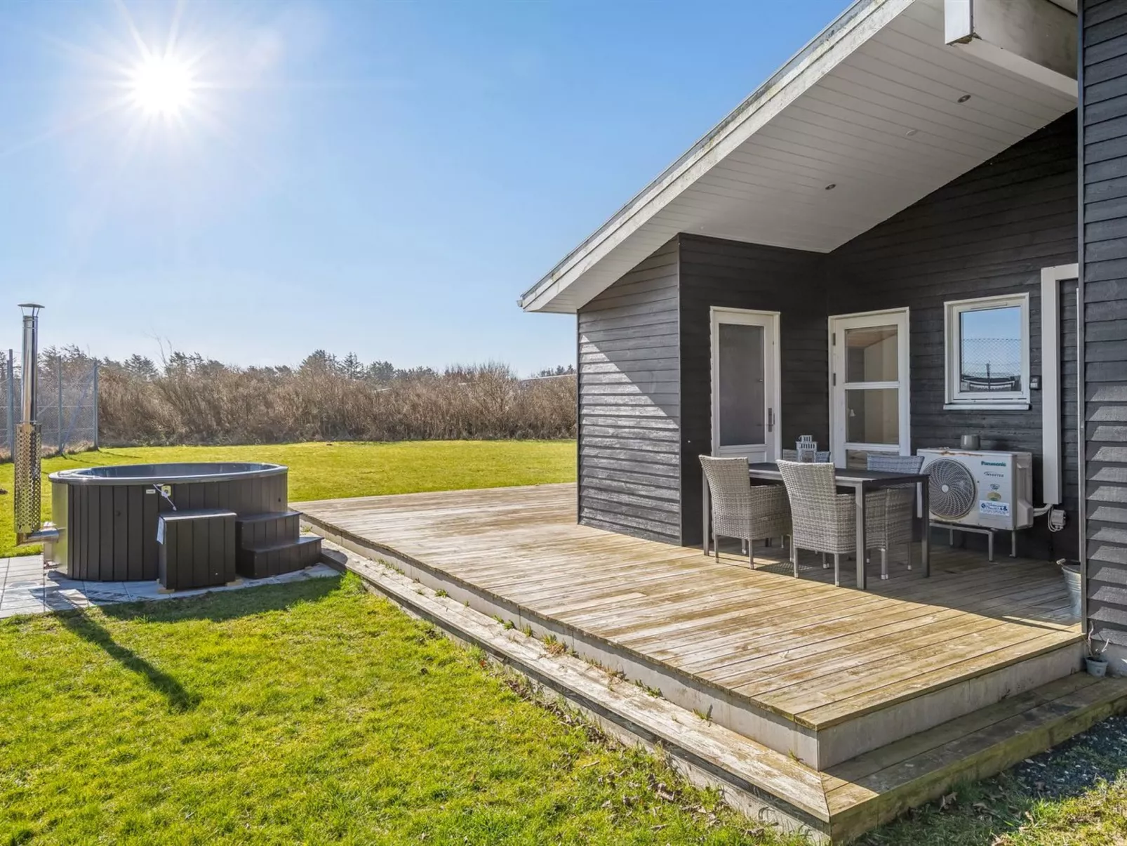 "Rudy" - 800m from the sea-Buiten