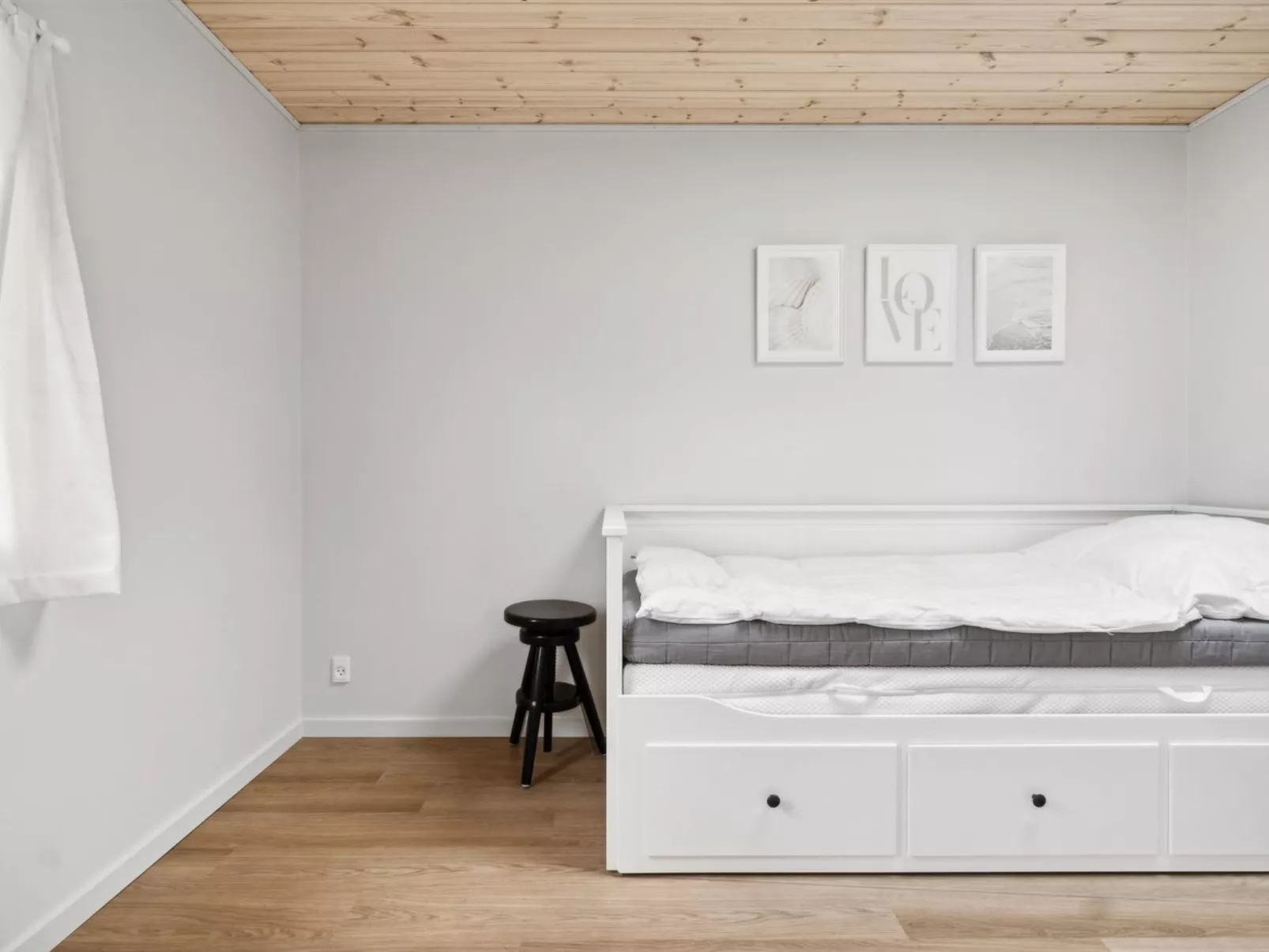 "Janna" - 1.4km from the sea-Binnen