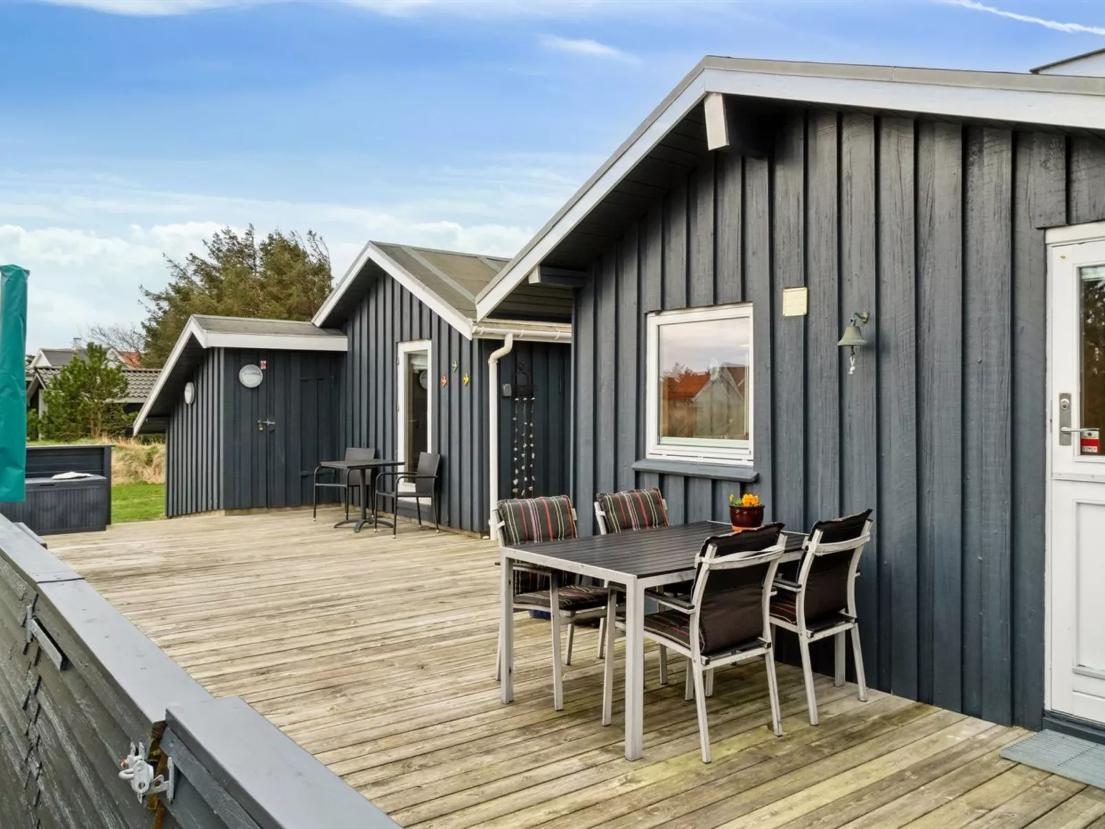 "Dolores" - 200m from the sea-Buiten