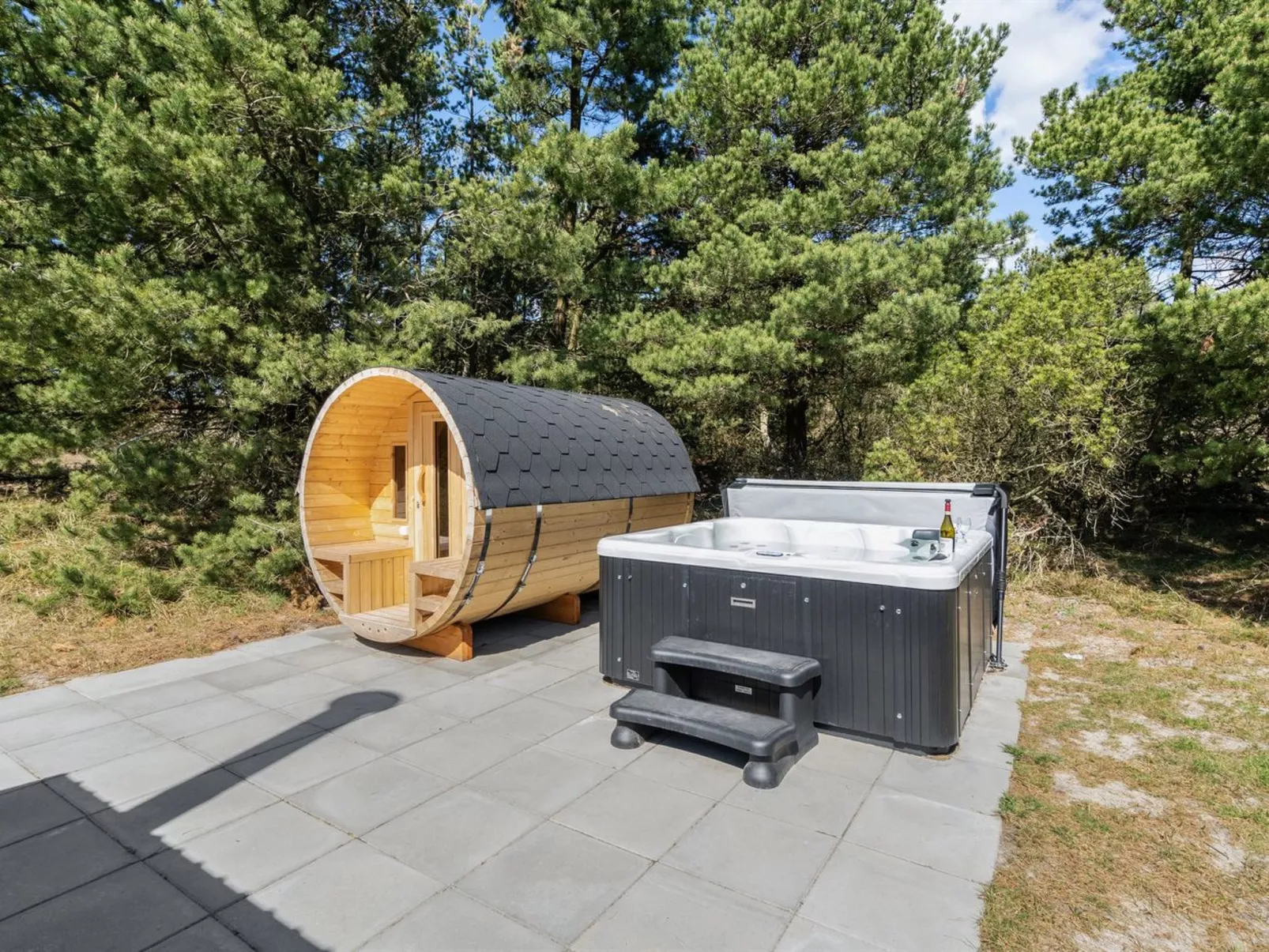 "Edeltraut" - 900m from the sea-Binnen