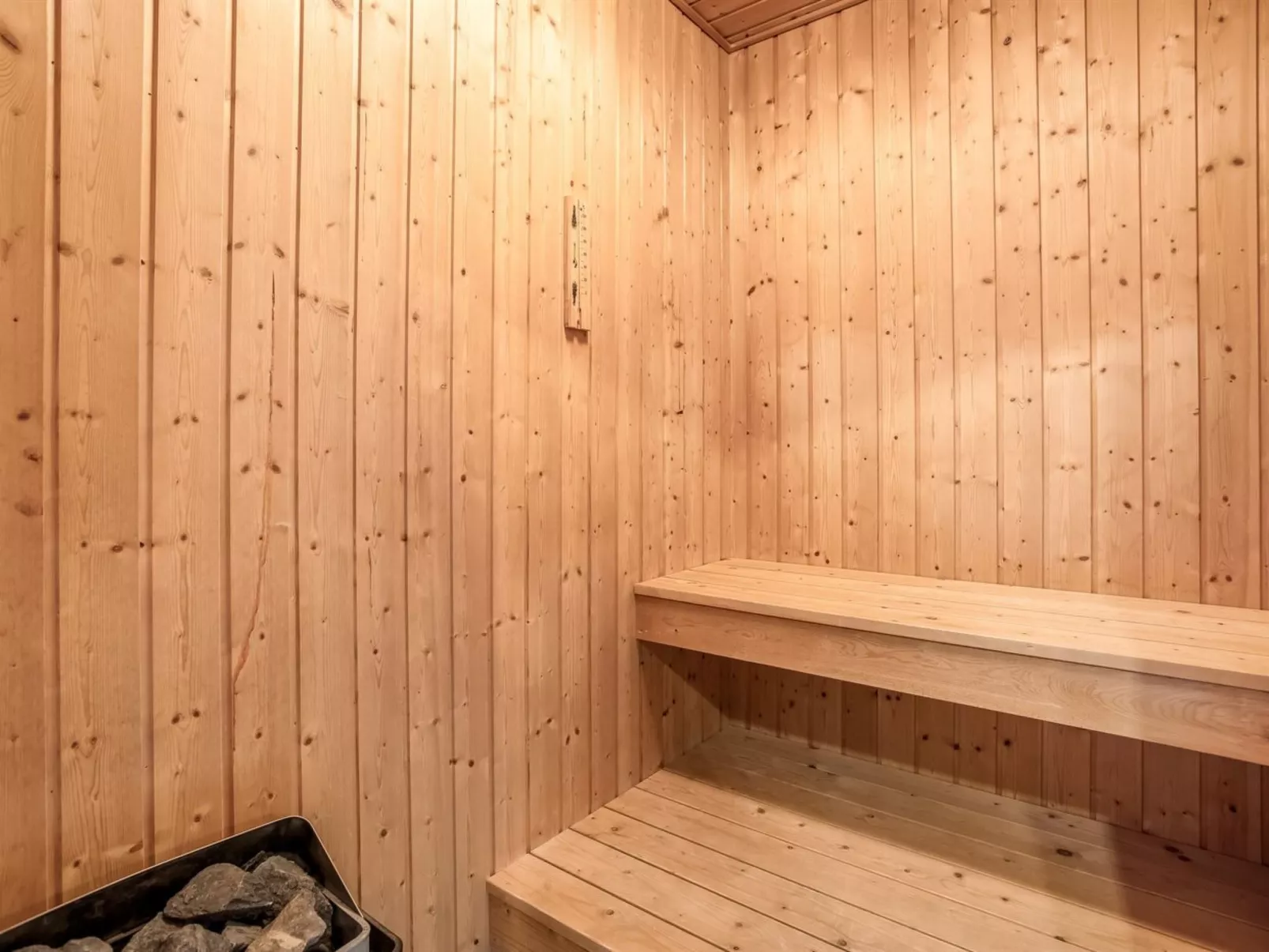 "Ronna" - 2.2km from the sea-Binnen