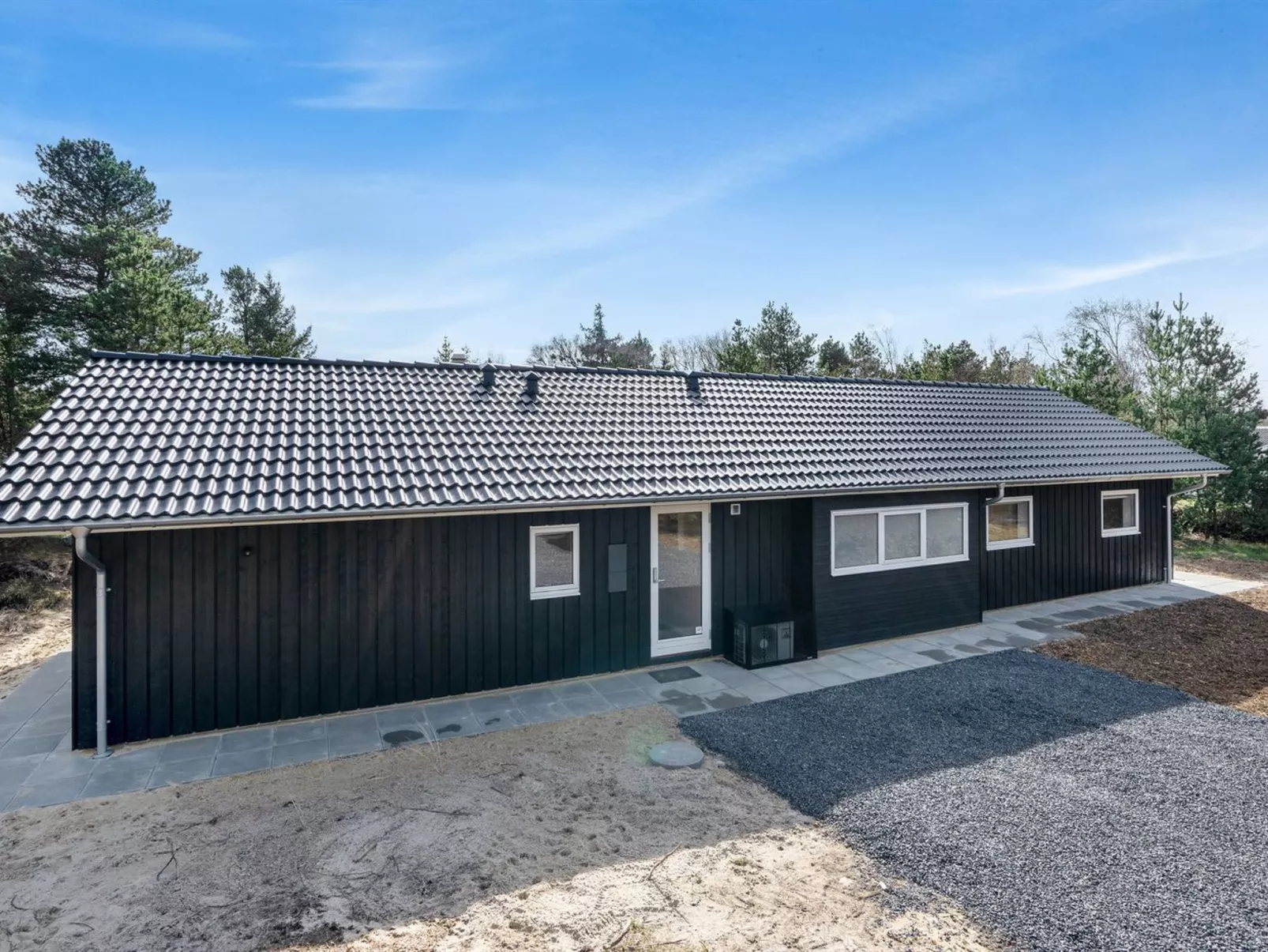 "Dior" - 1.4km from the sea-Buiten