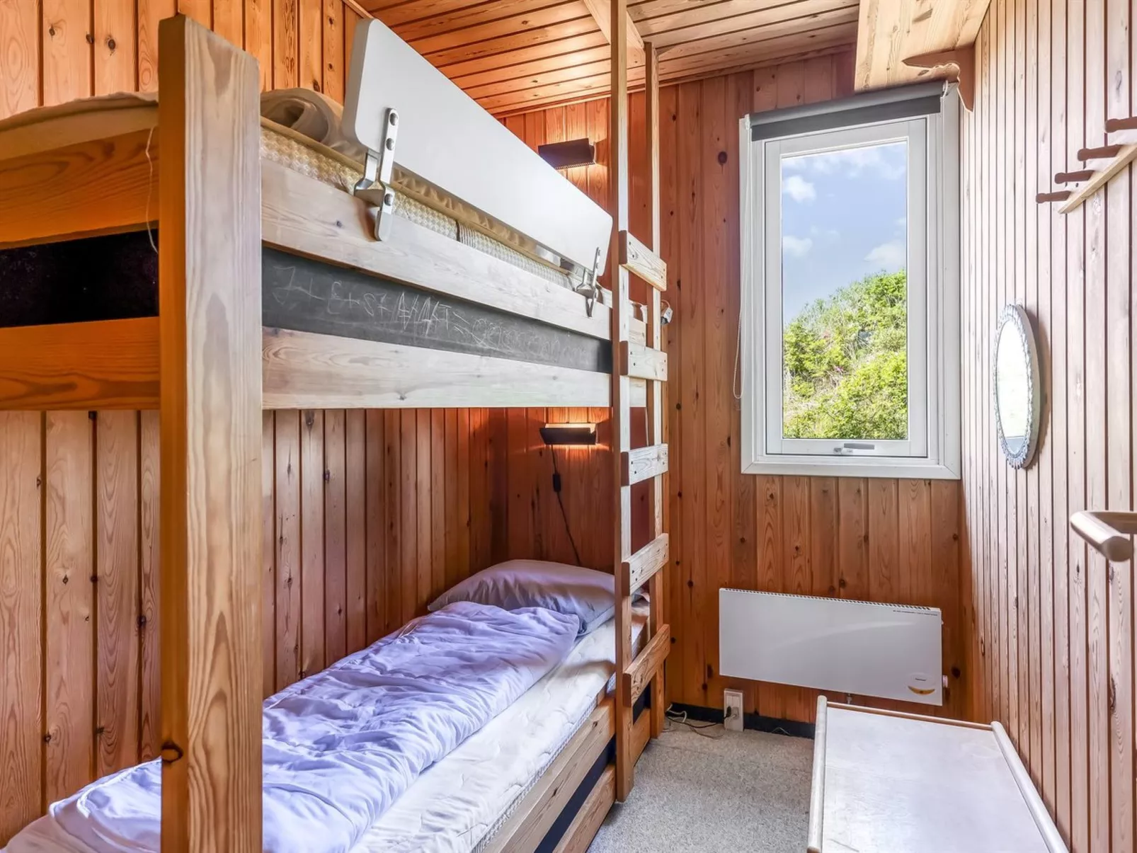 "Letje" - 500m from the sea-Binnen