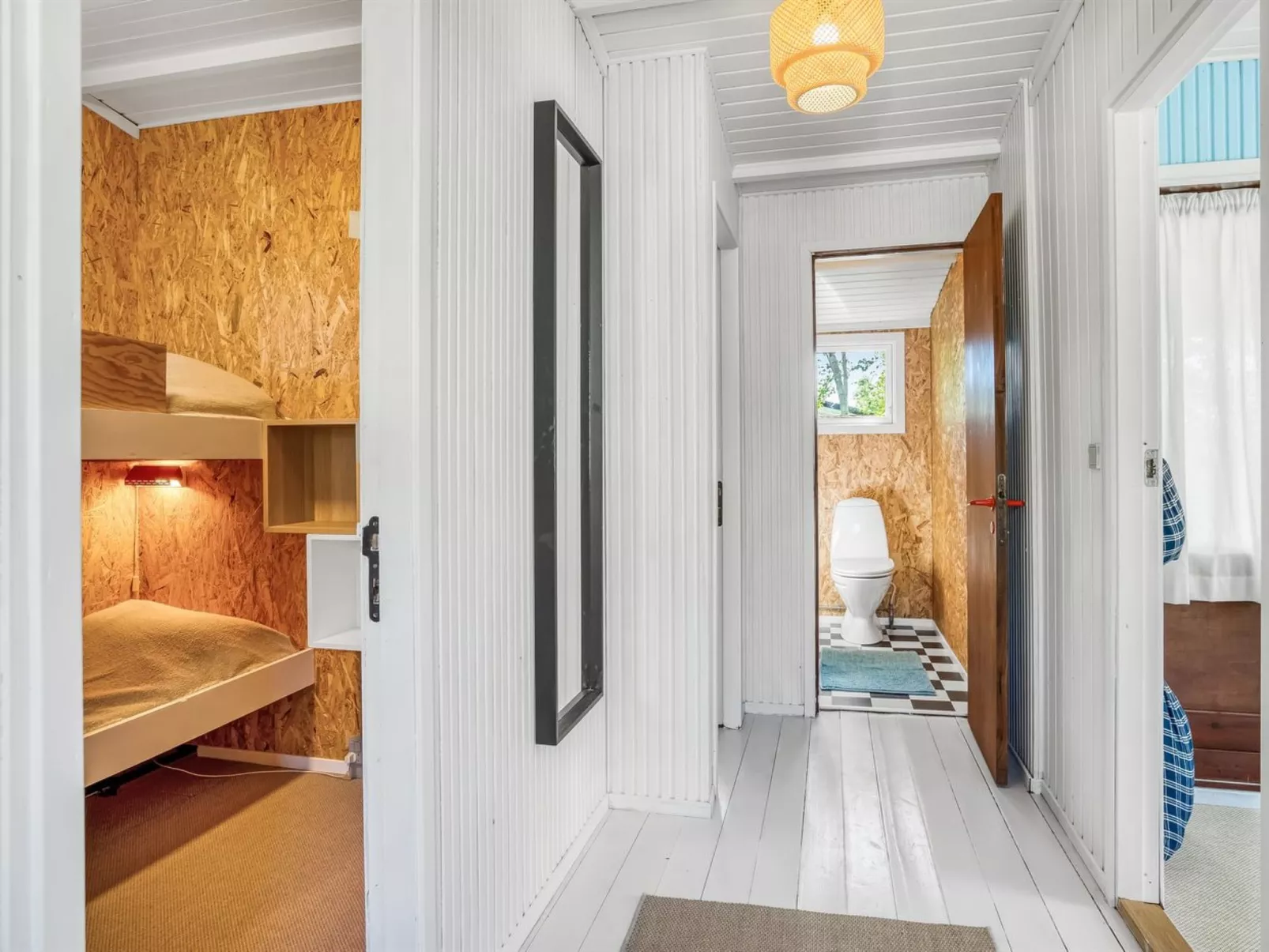 "Bene" -  from the sea-Binnen