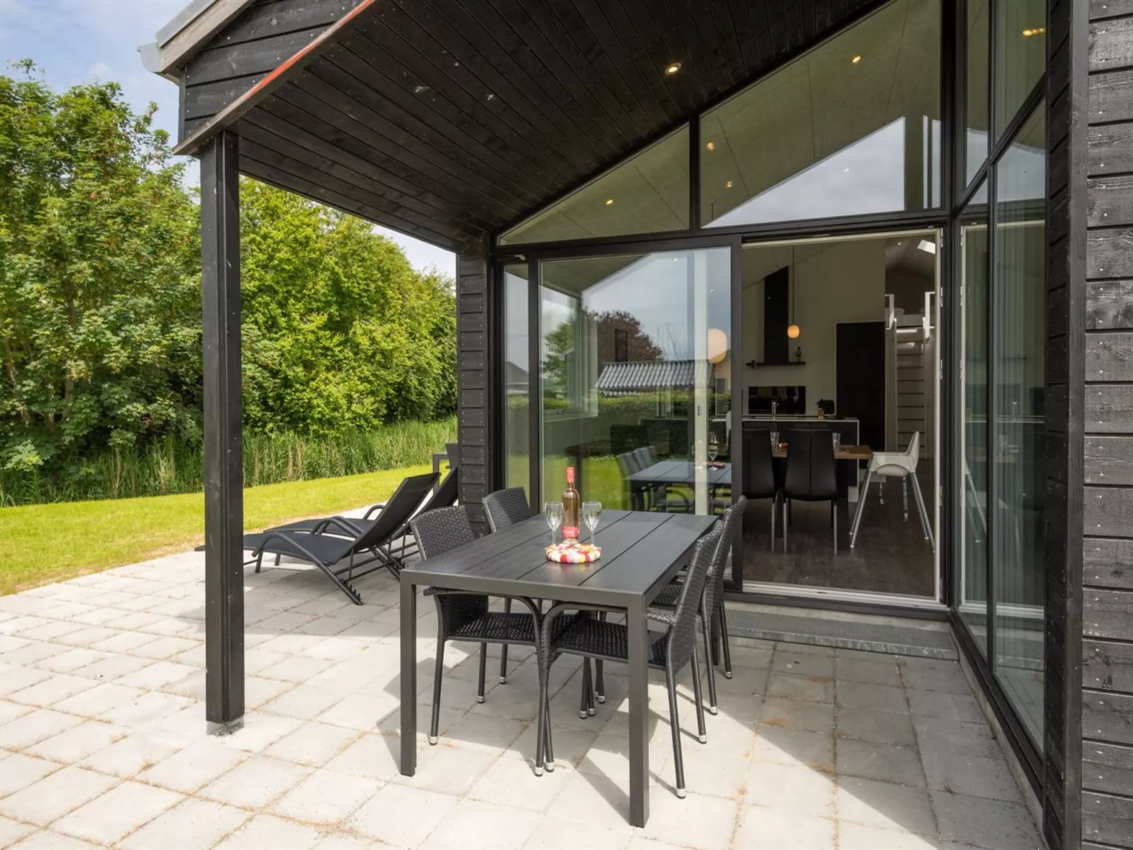 "Stygg" - 75m from the sea-Buiten