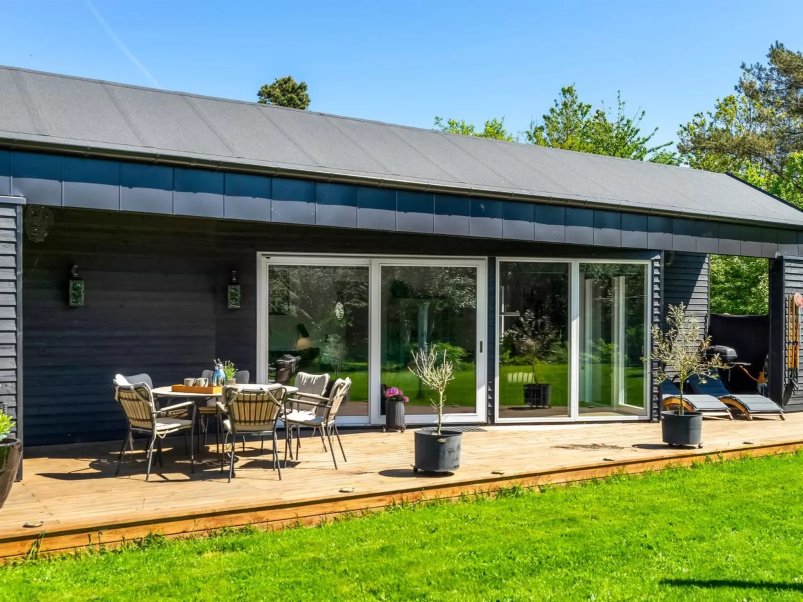 "Melina" - 900m to the fjord-Buiten