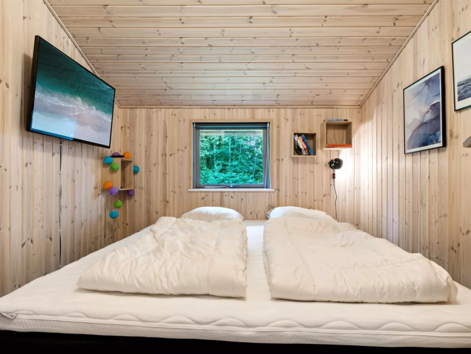 "Zaharinka" - 30km from the sea-Binnen