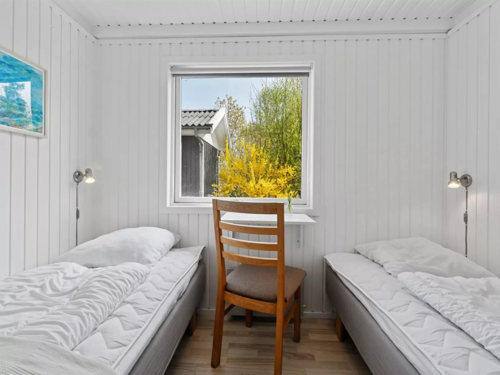 "Gjertrud" - 1km from the sea-Binnen