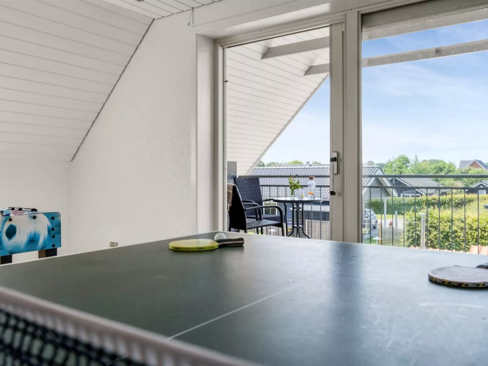 "Sissela" -  from the sea-Binnen