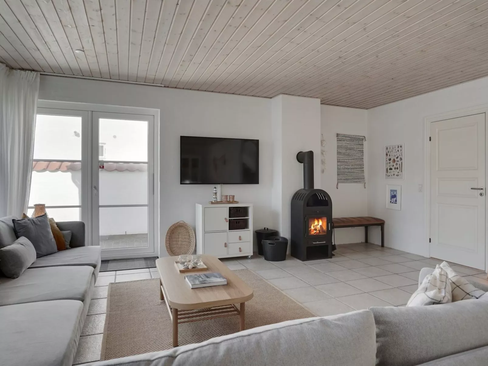 "Riki" - 150m from the sea-Binnen