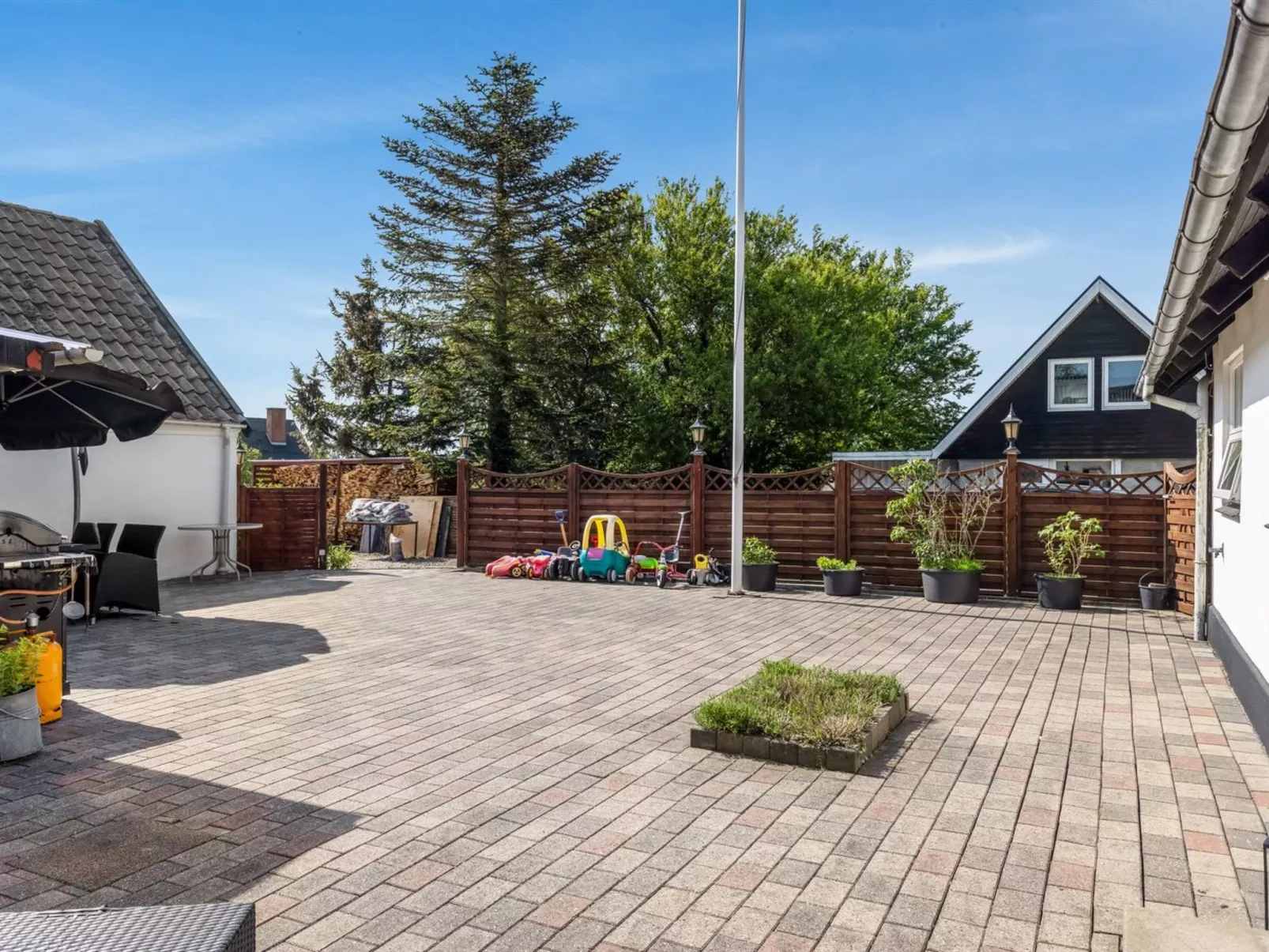 "Veronica" - 700m from the sea-Buiten