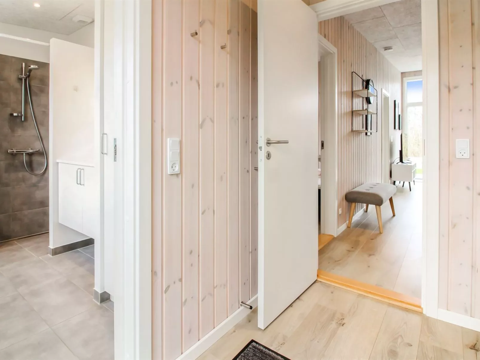 "Bendiks" - 30km from the sea-Binnen