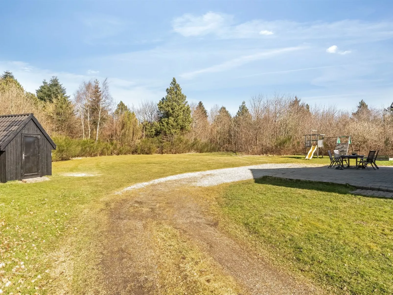 "Karmen" - 250m to the fjord-Buiten