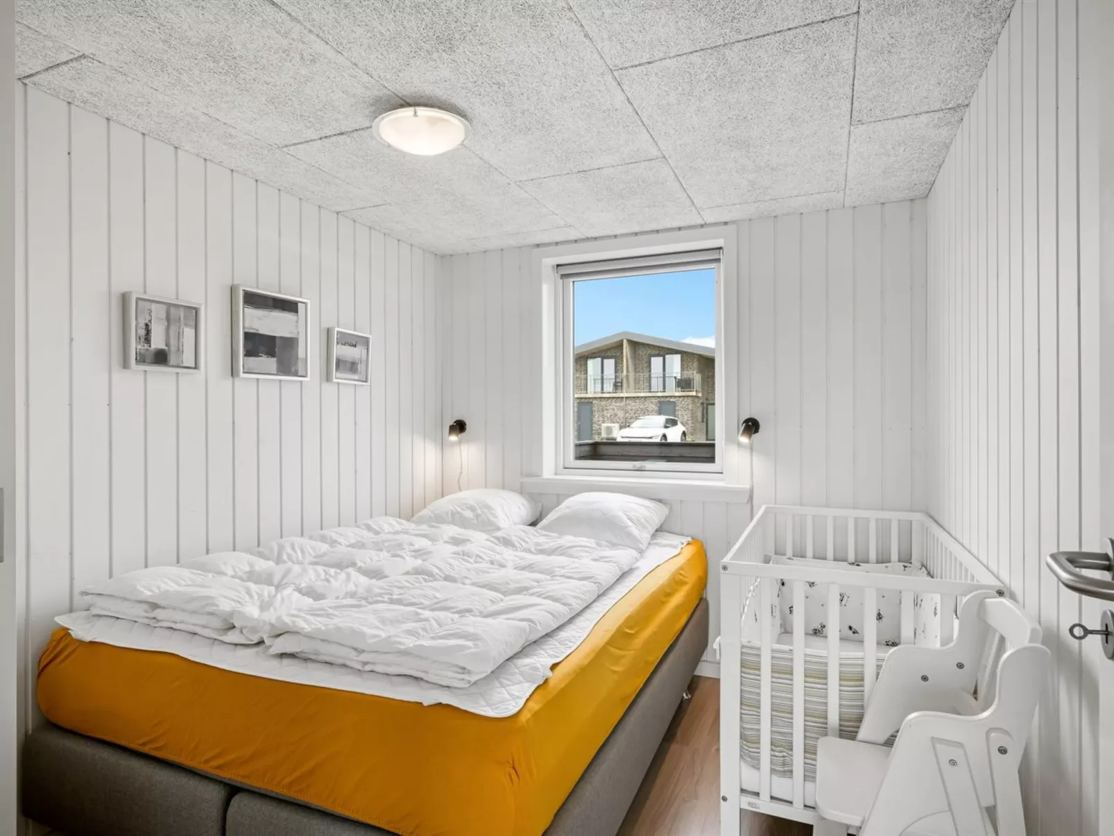 "Antonelle" -  from the sea-Binnen