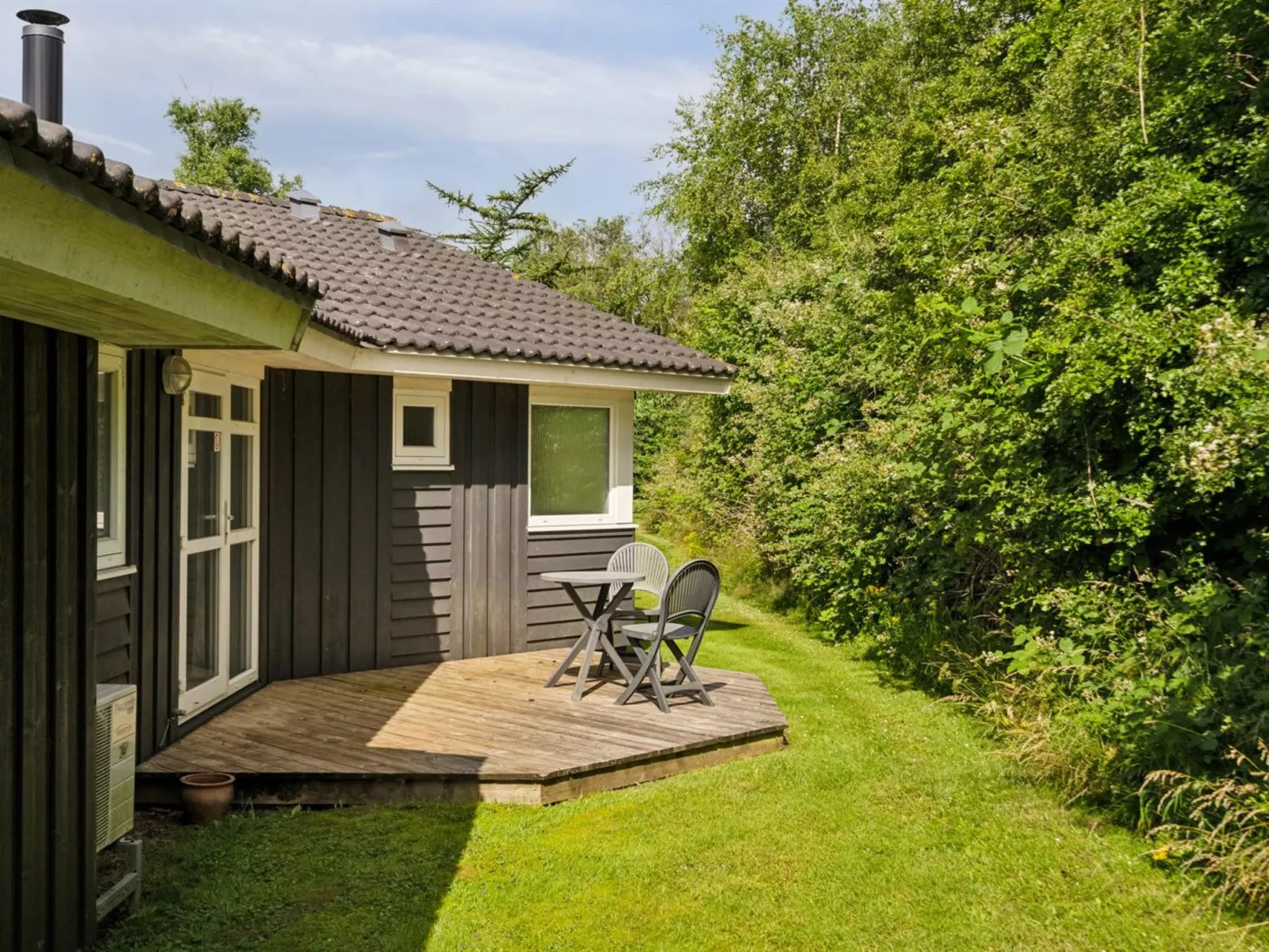 "Falka" - 300m from the sea-Buiten