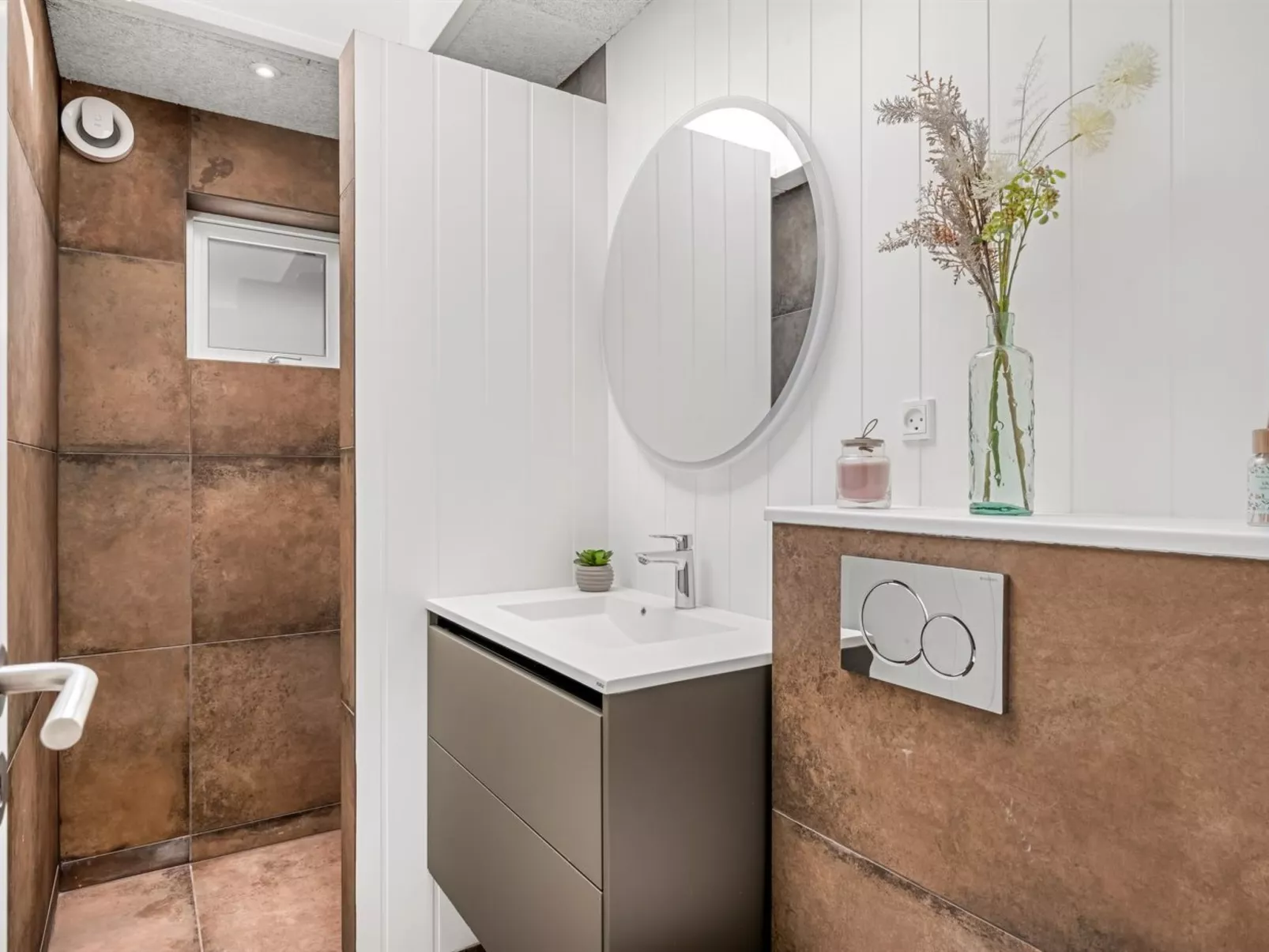 "Baggi" - 900m from the sea-Binnen