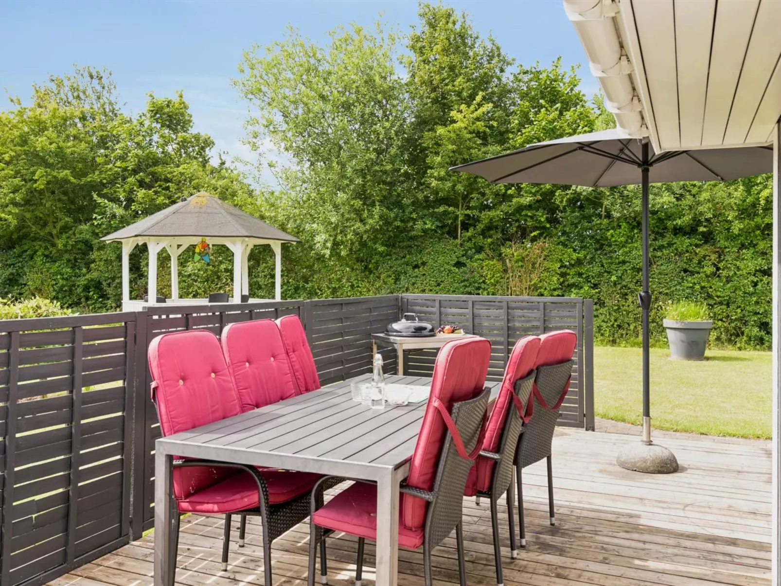 "Tayana" - 700m from the sea-Buiten