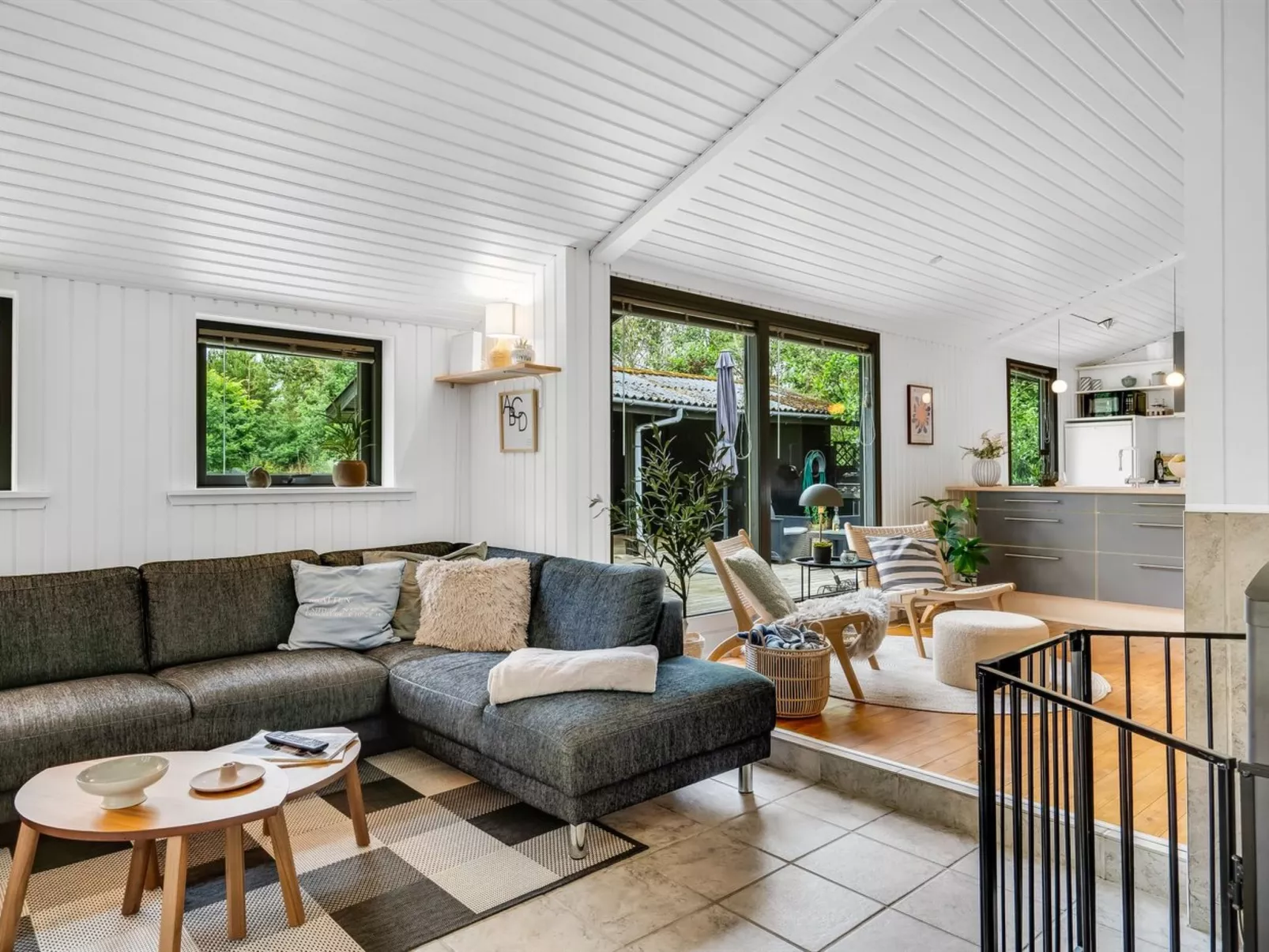 "Aleida" - 400m from the sea-Binnen