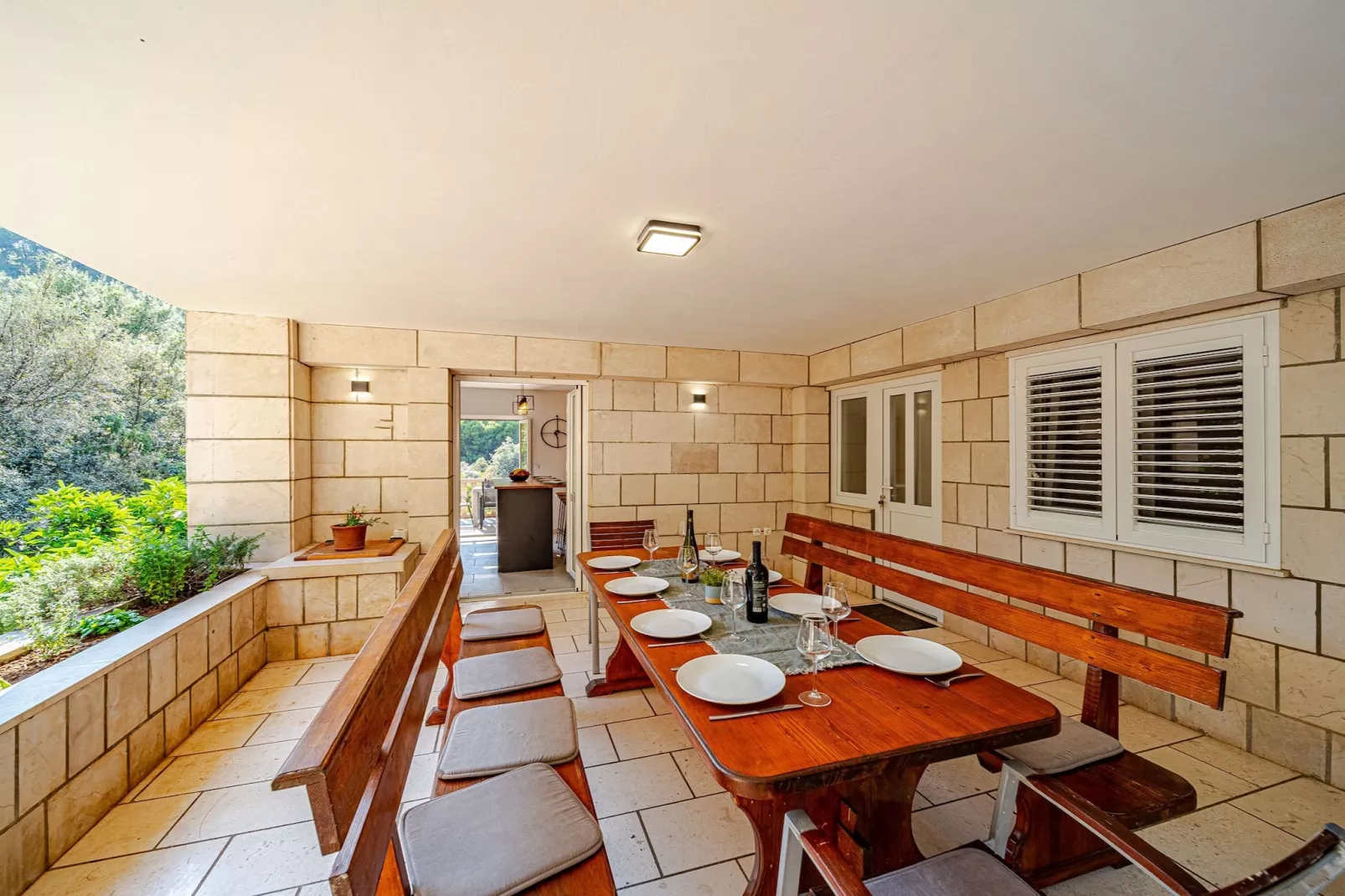 Holiday Home Island Gem - Five  Bedroom Apartment-Eetkamer