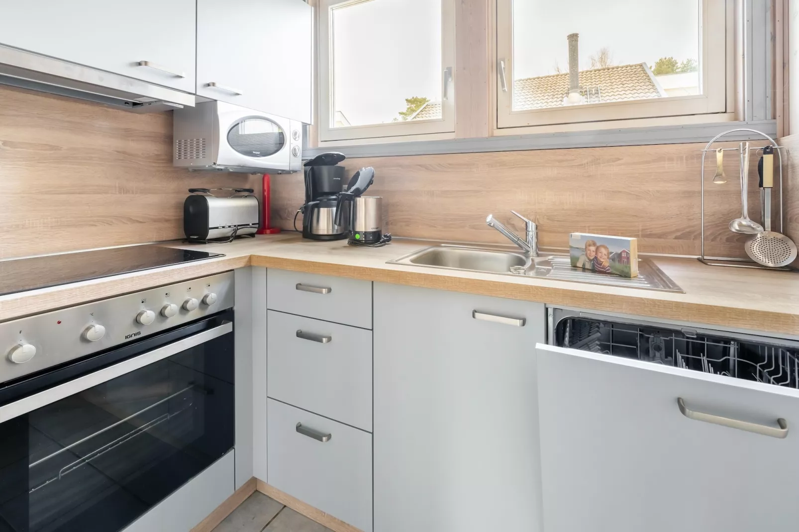 FH Wildgans Comfort mit Sauna & Kaminofen 81 qm 134-Keuken